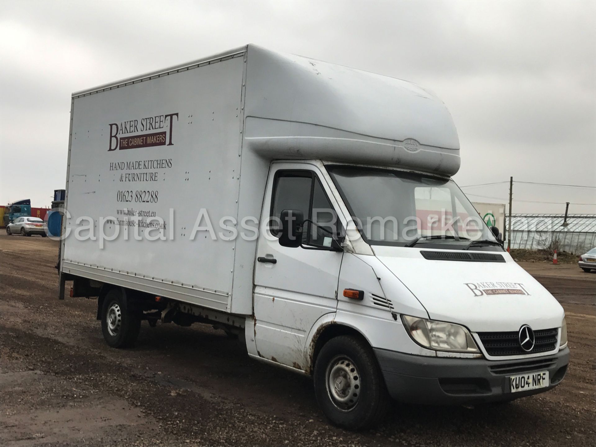 MERCEDES-BENZ SPRINTER 311 CDI 'LWB - LUTON / BOX VAN' (2004 - 04 REG) **ELECTRIC TAIL-LIFT** NO VAT - Image 8 of 17