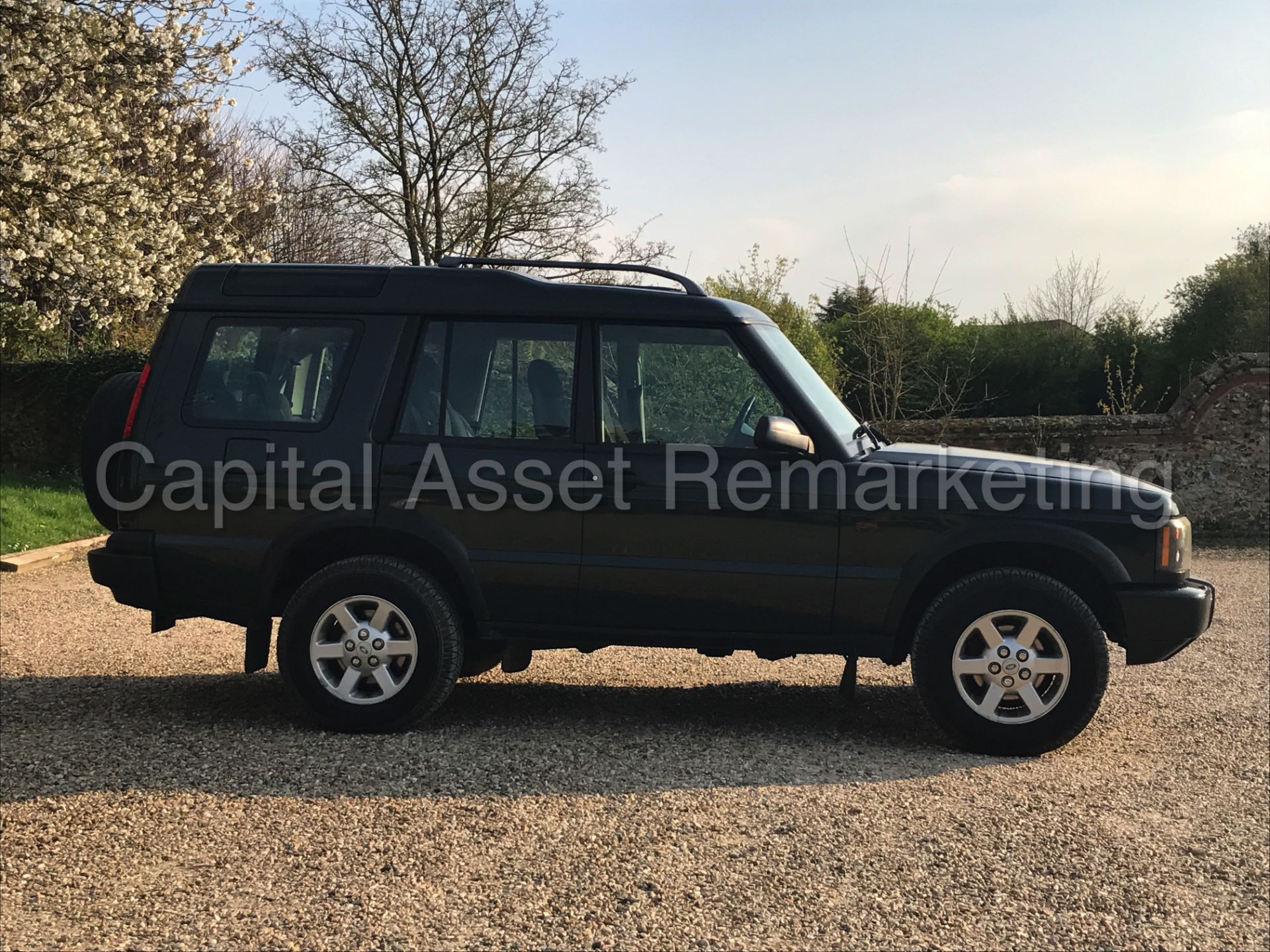 LAND ROVER DISCOVERY TD5 'GS EDITION' (2004 MODEL) 'AUTO - 7 SEATER - AIR CON' (NO VAT - SAVE 20%) - Image 10 of 24