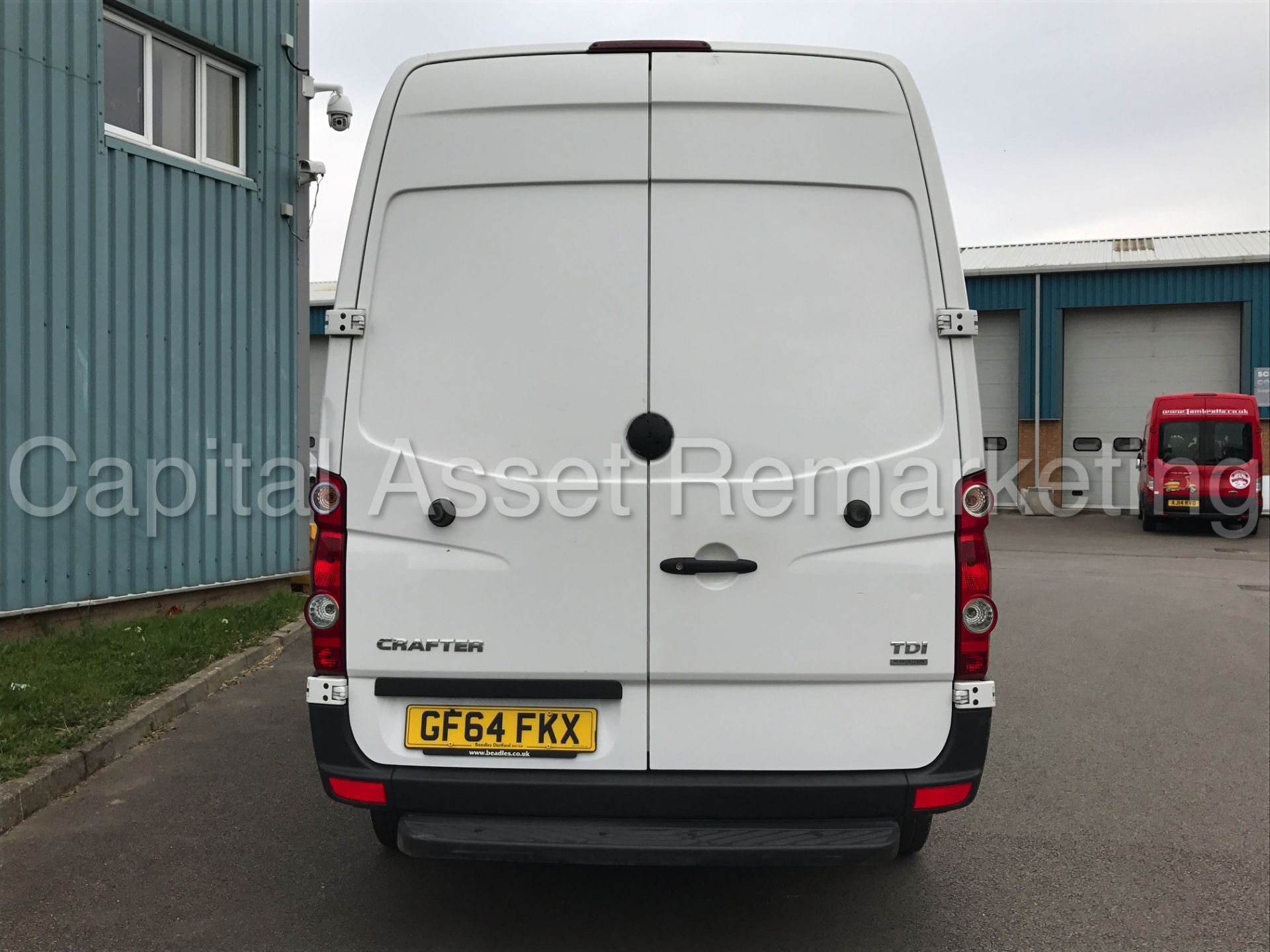 VOLKSWAGEN CRAFTER CR35 'MWB HI-ROOF' (2015 MODEL) '2.0 TDI - 109 PS - 6 SPEED - STOP / START' - Image 8 of 22