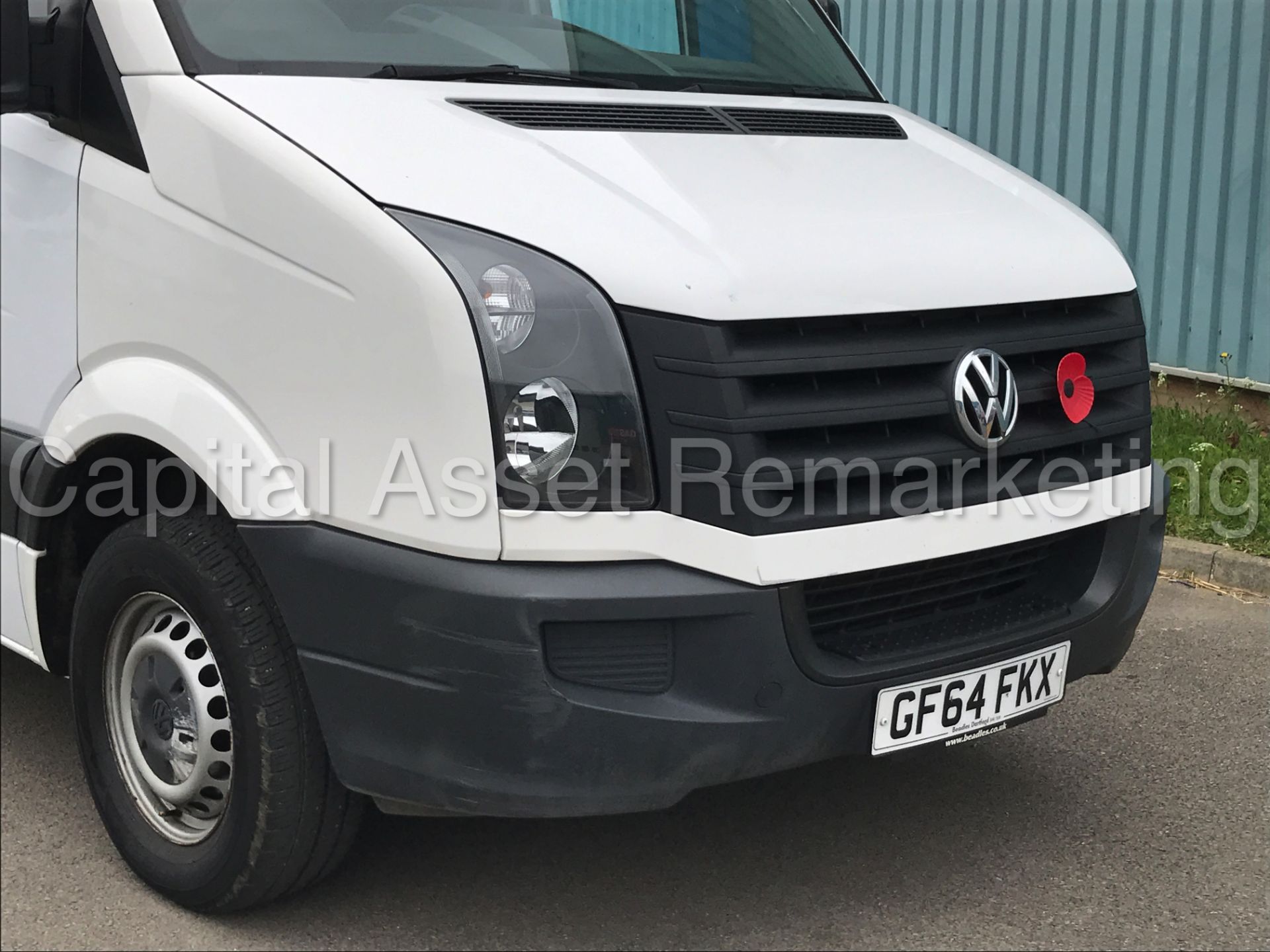 VOLKSWAGEN CRAFTER CR35 'MWB HI-ROOF' (2015 MODEL) '2.0 TDI - 109 PS - 6 SPEED - STOP / START' - Image 11 of 22