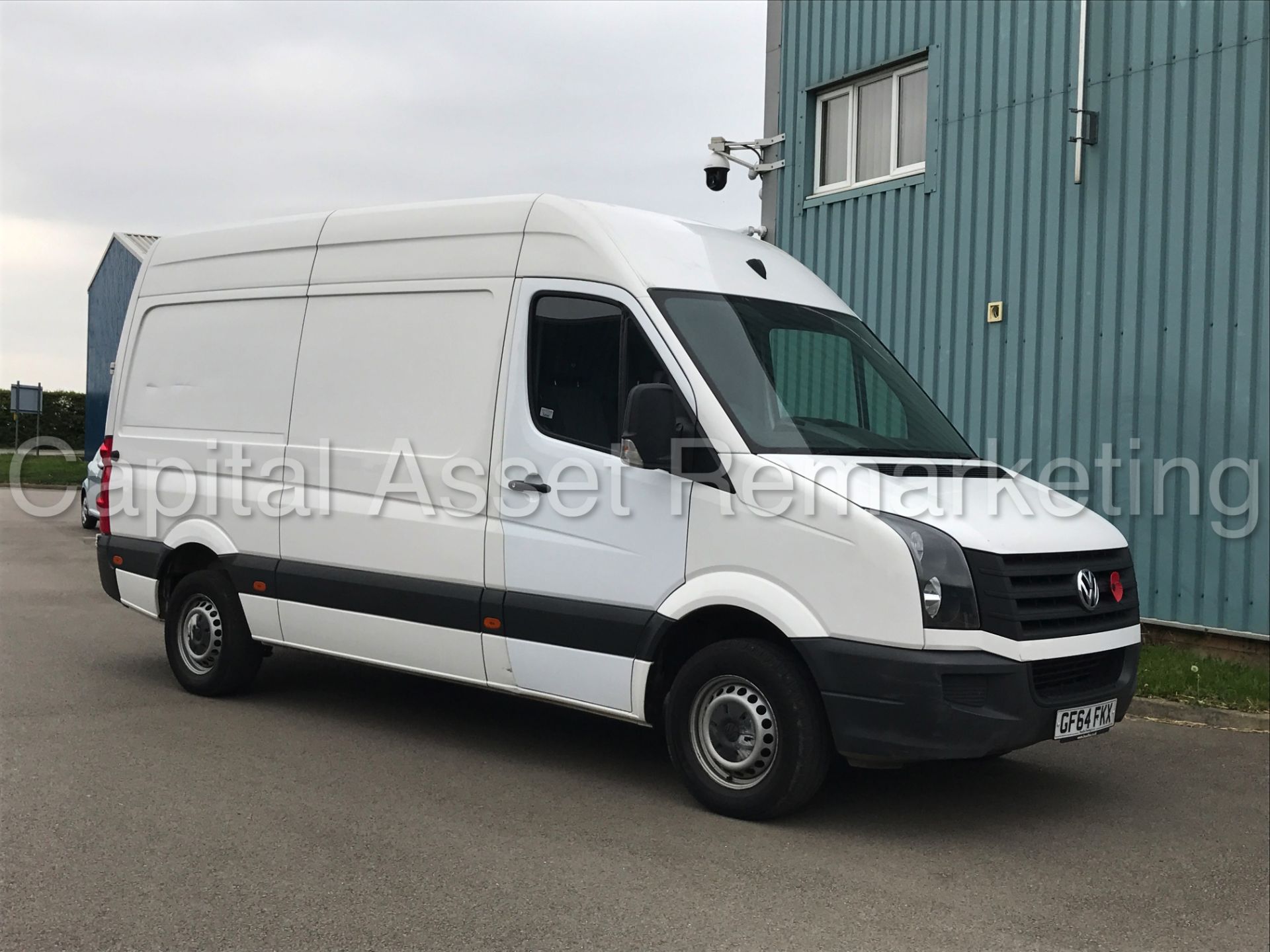 VOLKSWAGEN CRAFTER CR35 'MWB HI-ROOF' (2015 MODEL) '2.0 TDI - 109 PS - 6 SPEED - STOP / START' - Image 2 of 22