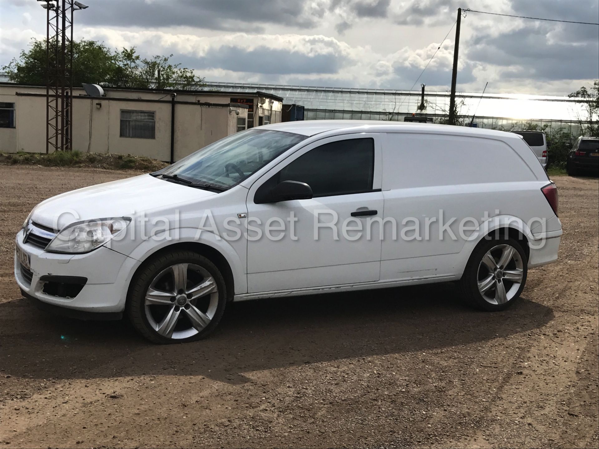 (On Sale) VAUXHALL ASTRA 'CLUB' VAN (2007 - 07 REG) '1.3 CDTI - 6 SPEED' (NO VAT - SAVE 20%) - Image 4 of 16