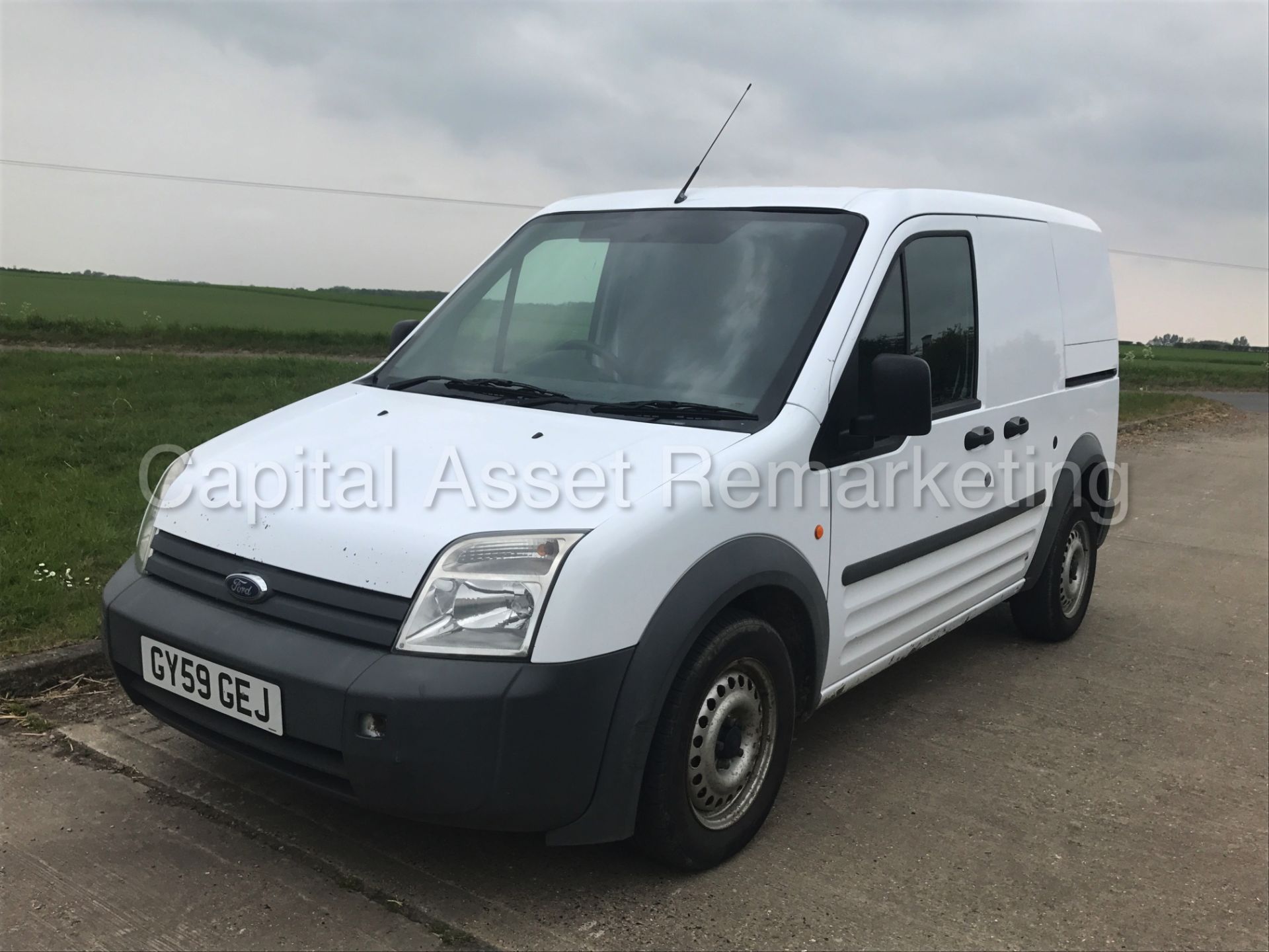 FORD TRANSIT CONNECT 75 T200 (2010 MODEL) '1.8 TDCI - 5 SPEED' 9NO VAT - SAVE 20%) - Image 4 of 18