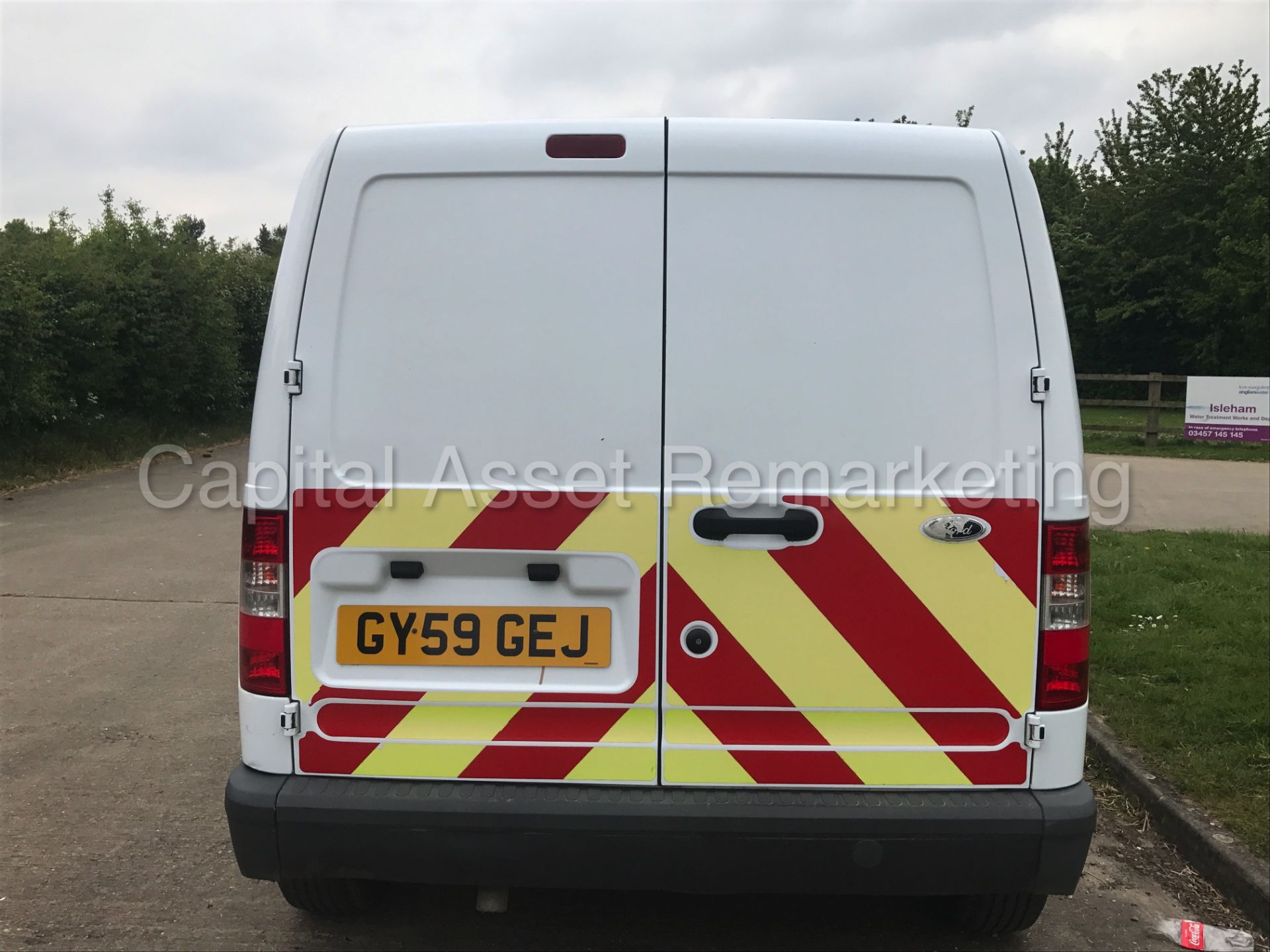 FORD TRANSIT CONNECT 75 T200 (2010 MODEL) '1.8 TDCI - 5 SPEED' 9NO VAT - SAVE 20%) - Image 8 of 18