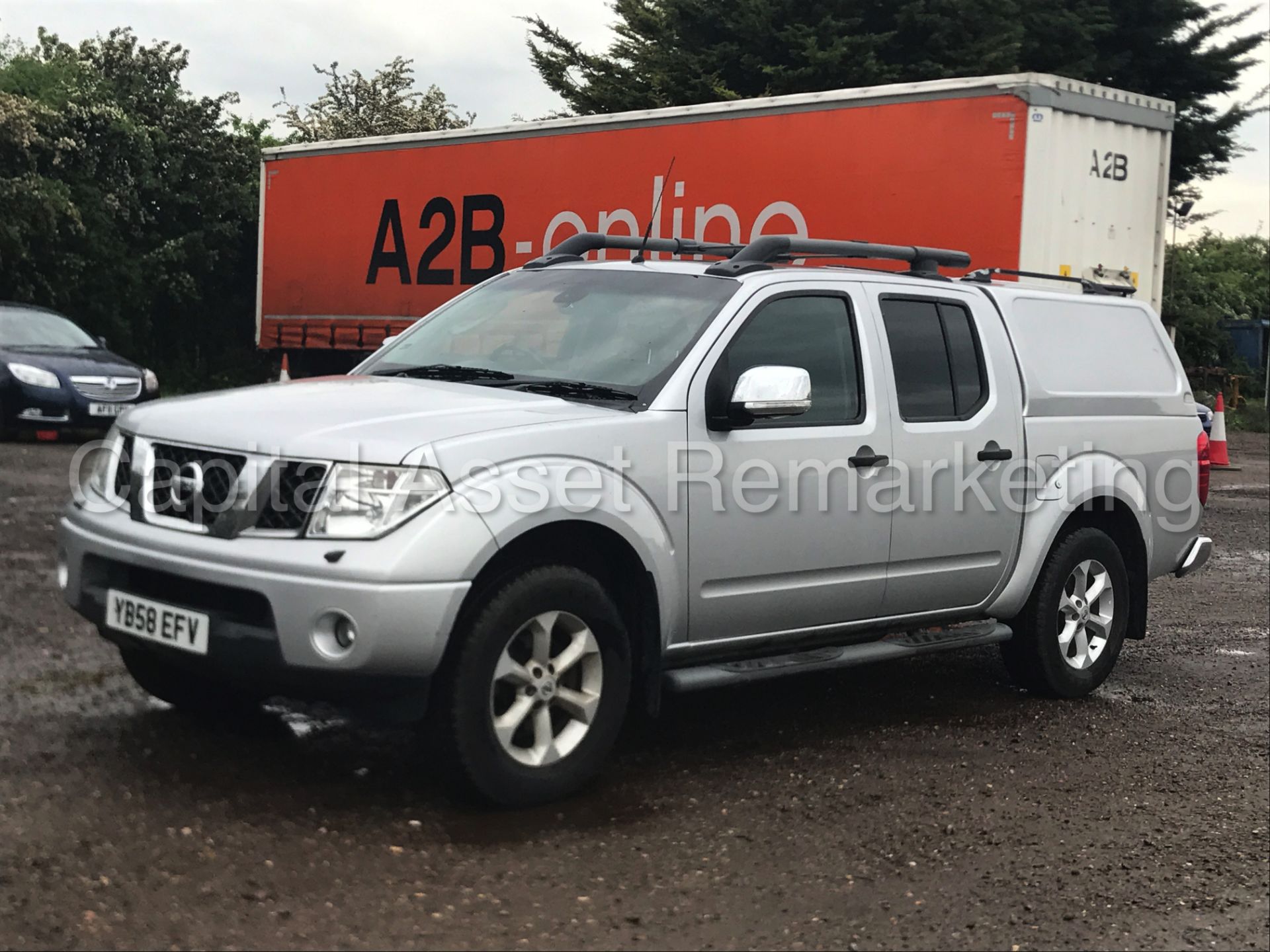 On Sale -NISSAN NAVARA 'AVENTURA' D/CAB PICK-UP (2009 MODEL) '2.5 DCI - 6 SPEED - LEATHER - SAT NAV' - Image 5 of 32