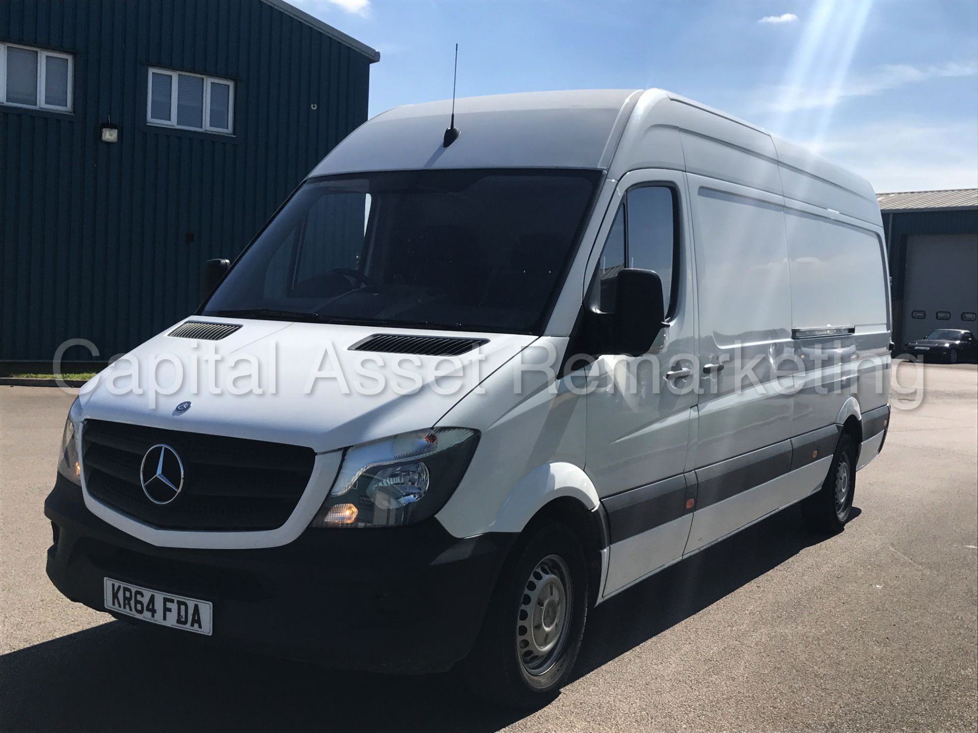 (On Sale) MERCEDES-BENZ SPRINTER 313 CDI 'LWB HI-ROOF' (2015 MODEL) '130 BHP' (1 OWNER) - Image 4 of 20