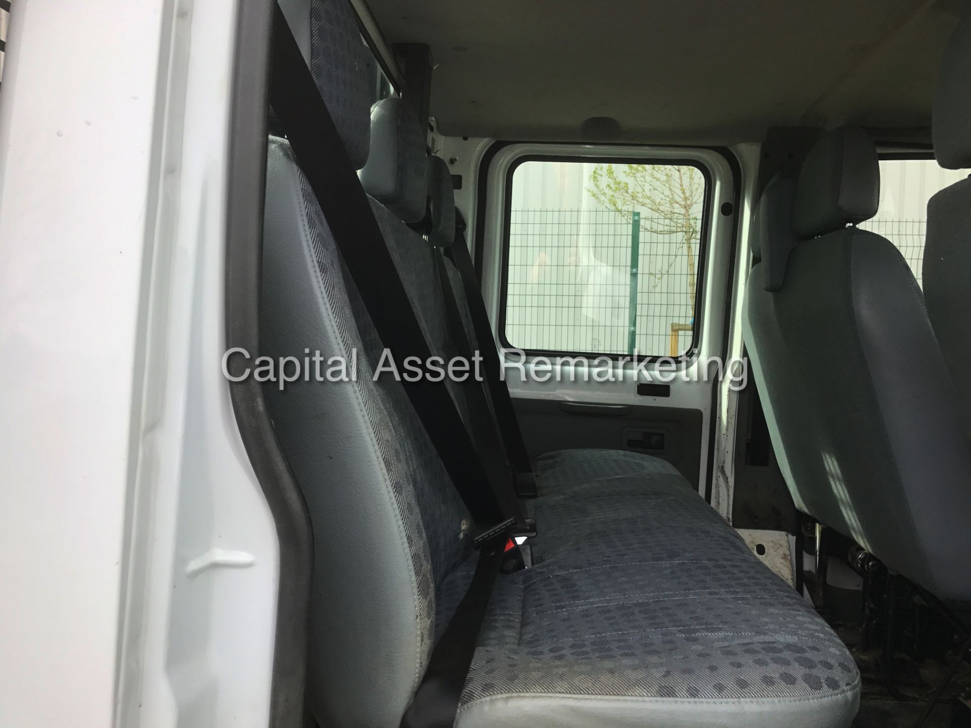 (ON SALE) FORD TRANSIT 125 T350 'D/CAB TIPPER' (2014 MODEL) **LOW MILES** (1 COMPANY OWNER FROM NEW) - Image 16 of 17