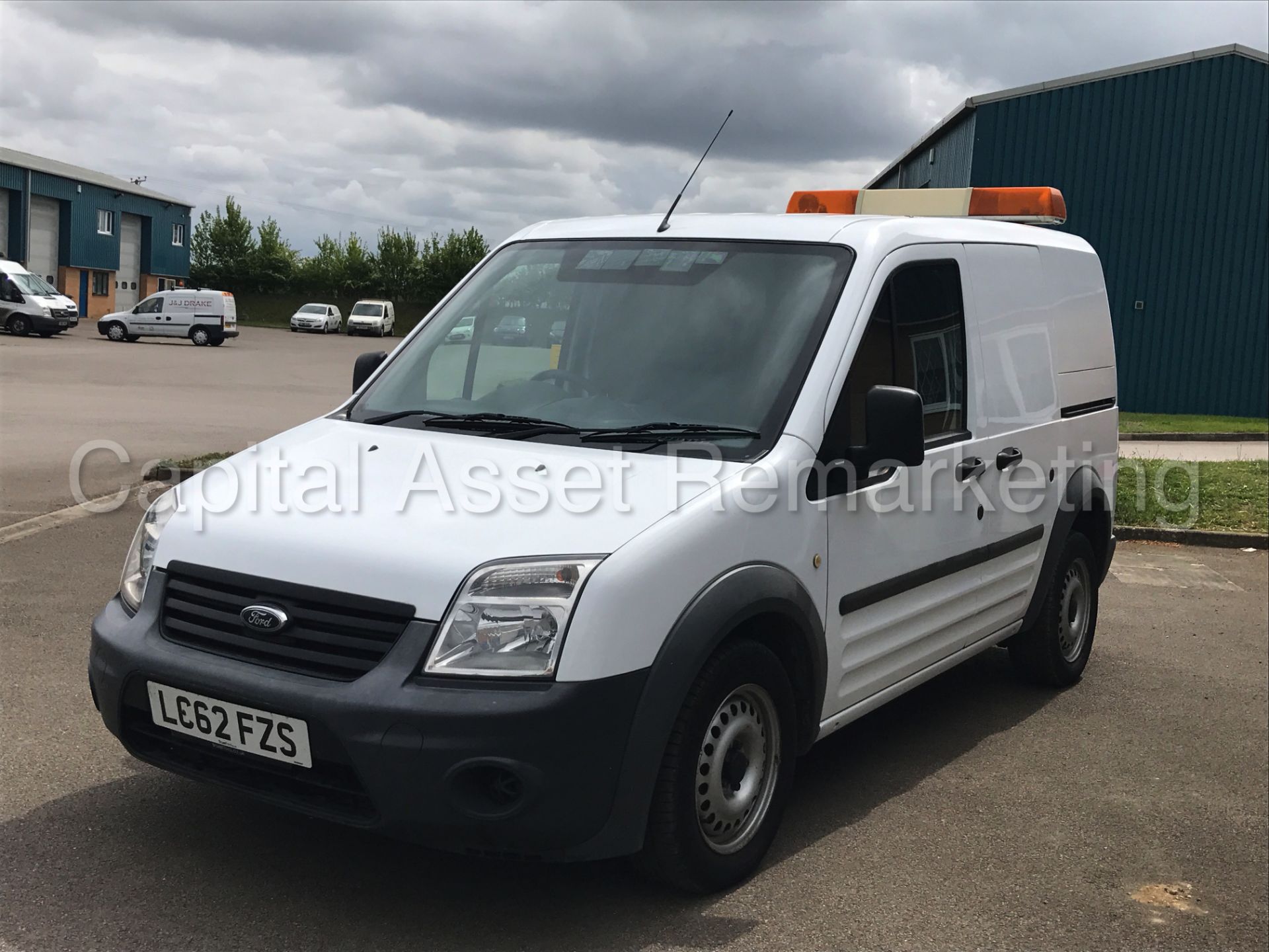 FORD TRANSIT CONNECT 90 T220 (2013 MODEL) '1.8 TDCI - 5 SPEED' *AIR CON* (1 COMPANY OWNER) - Image 4 of 24