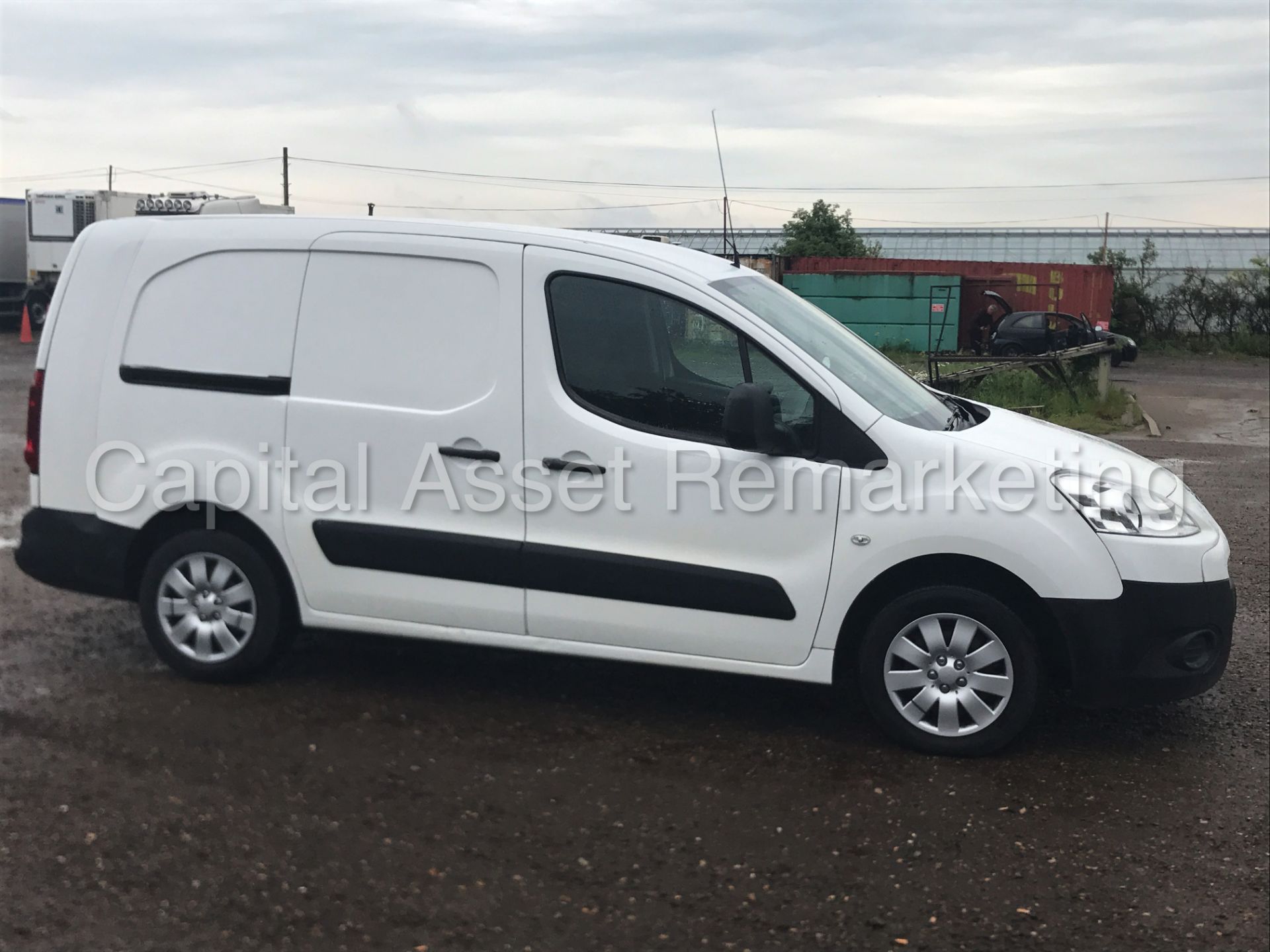 PEUGEOT PARNTER 750 'SE' LWB (2009 MODEL) '1.6 HDI - 3 SEATER - ELEC PACK' (NO VAT - SAVE 20%) - Bild 9 aus 20