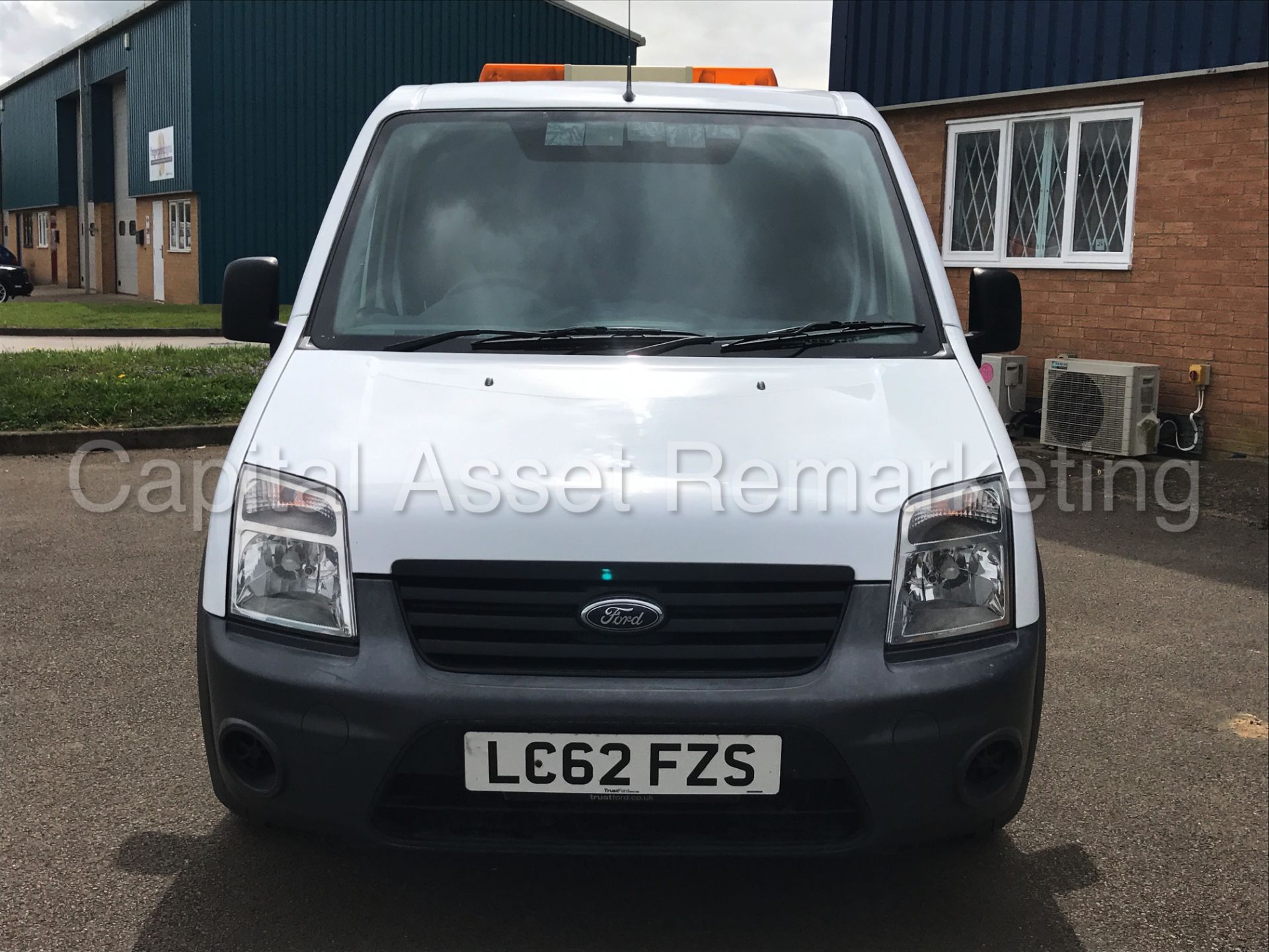 FORD TRANSIT CONNECT 90 T220 (2013 MODEL) '1.8 TDCI - 5 SPEED' *AIR CON* (1 COMPANY OWNER) - Image 3 of 24