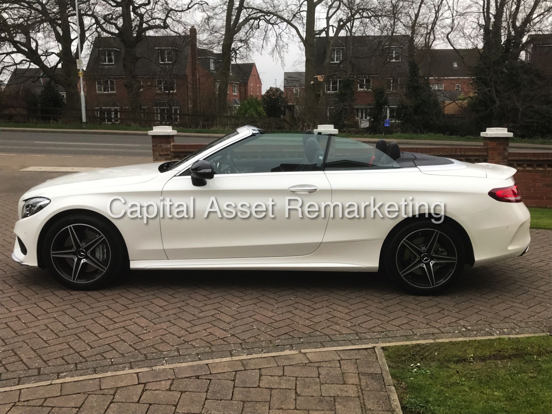 (On Sale)MERCEDES-BENZ C43 'AMG-4 MATIC' CABRIOLET (2017) '9G TRONIC - 367 BHP' *TOP SPEC* (1 OWNER) - Image 7 of 32