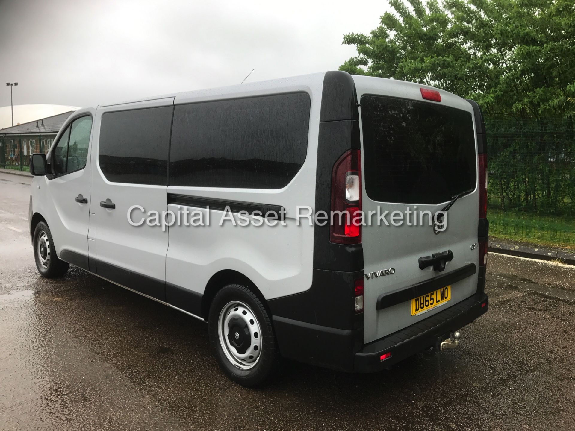 VAUXHALL VIVARO 1.6CDTI"115" 6 SPEED - LWB 9 SEATER "MPV" MINIBUS - 2016 MODEL - LOW MILES - WOW!!! - Image 7 of 20