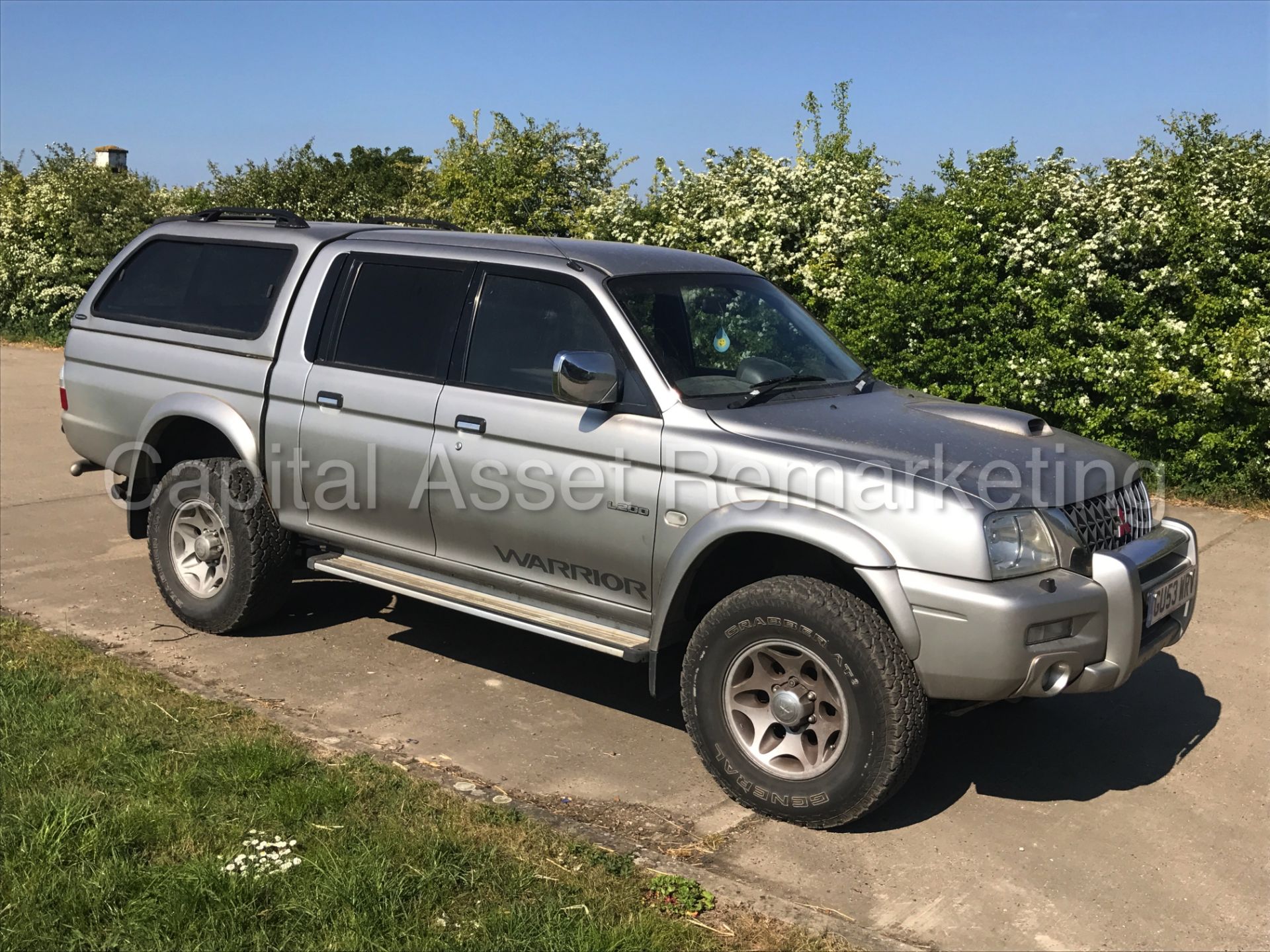 MITSUBISHI L200 'WARRIOR' D/CAB LWB PICK-UP (2004 MODEL) 'LEATHER - AIR CON' (NO VAT - SAVE 20%) - Image 9 of 24