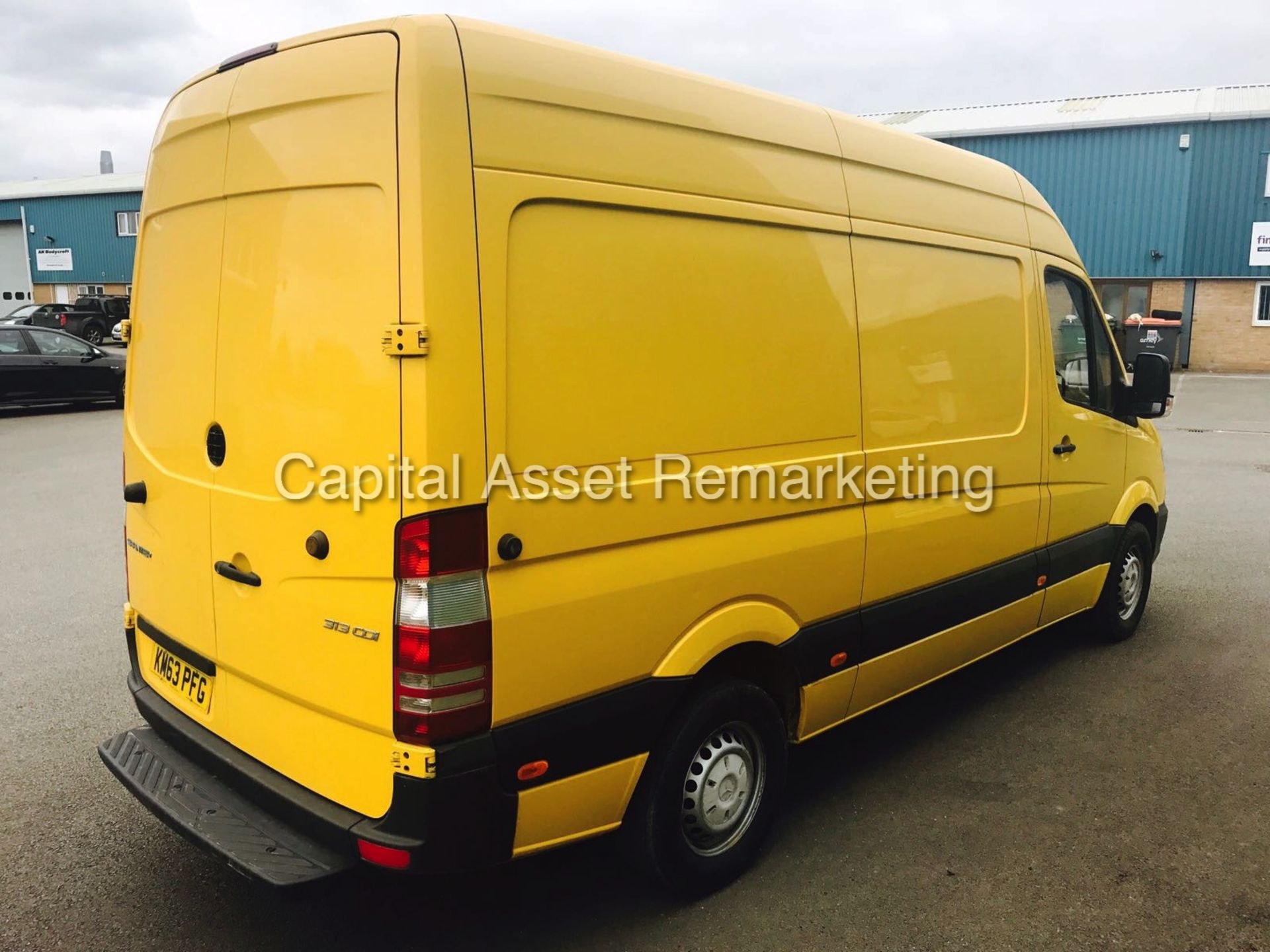 MERCEDES-BENZ SPRINTER 313 CDI 'MWB HI-ROOF' (2014 MODEL) '130 BHP - 6 SPEED' (1 COMPANY OWNER) - Image 6 of 12