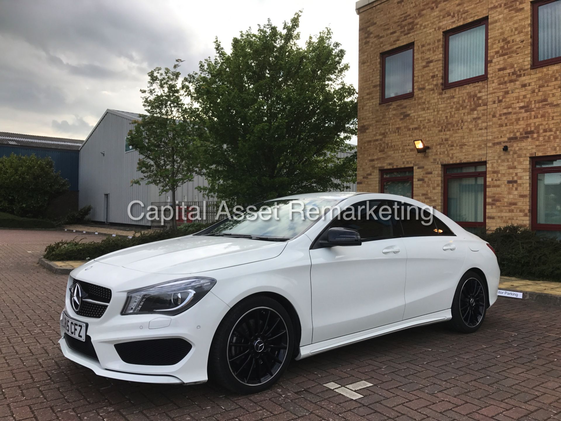 MERCEDES-BENZ CLA 220d 'AMG - NIGHT EDITION' (2015) '7-G AUTO - LEATHER - SAT NAV' *HUGE SPEC* - Image 3 of 24