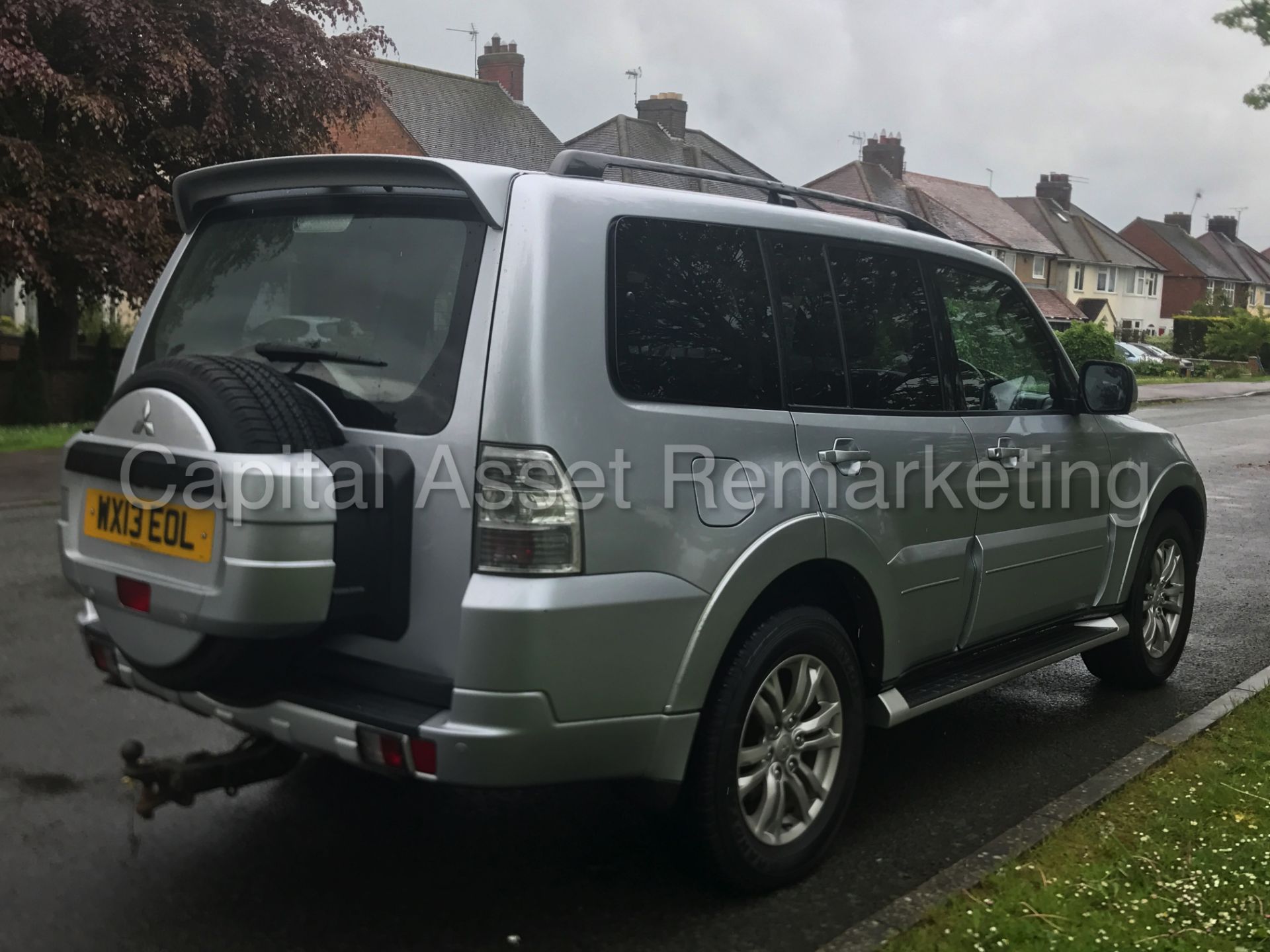 MITSUBISHI SHOGUN 'LWB - 7 SEATER' (2013) '3.2 DI-D - AUTO - LEATHER - SAT NAV' (1 OWNER FROM NEW) - Image 6 of 30