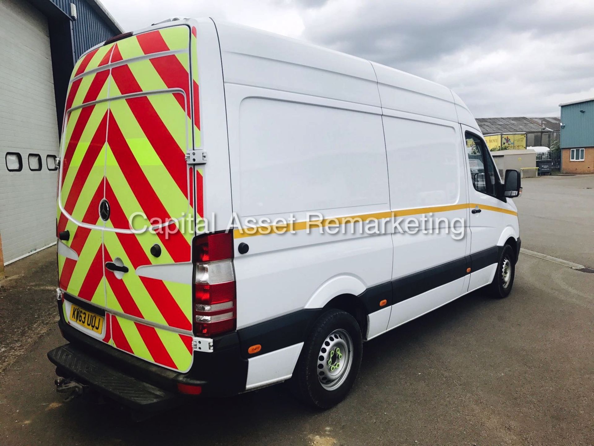 MERCEDES-BENZ SPRINTER 313 CDI 'MWB HI-ROOF' (2014) '130 BHP - 6 SPEED' ( 1 OWNER - FULL HISTORY) - Image 6 of 13