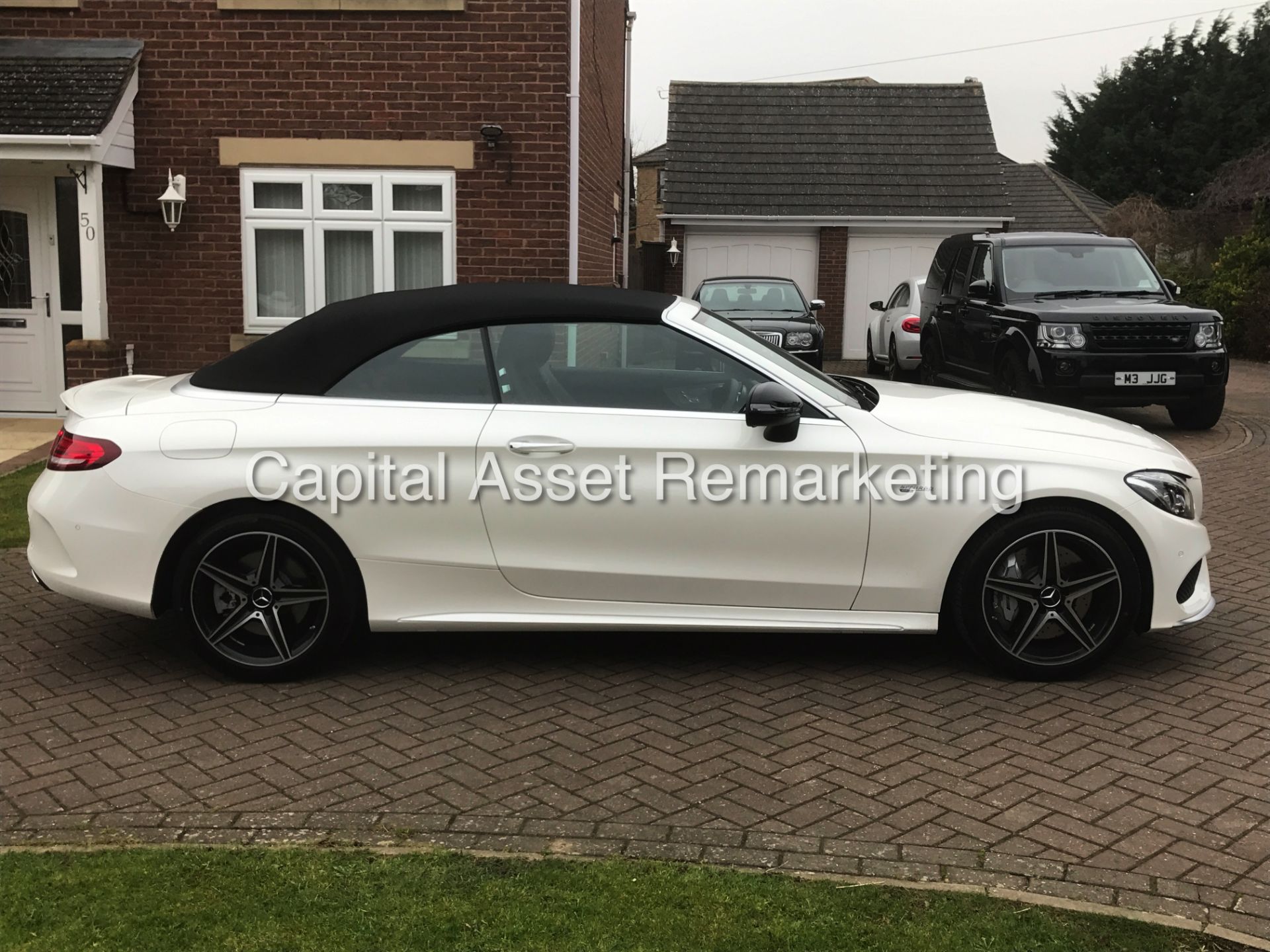(On Sale)MERCEDES-BENZ C43 'AMG-4 MATIC' CABRIOLET (2017) '9G TRONIC - 367 BHP' *TOP SPEC* (1 OWNER) - Image 16 of 32