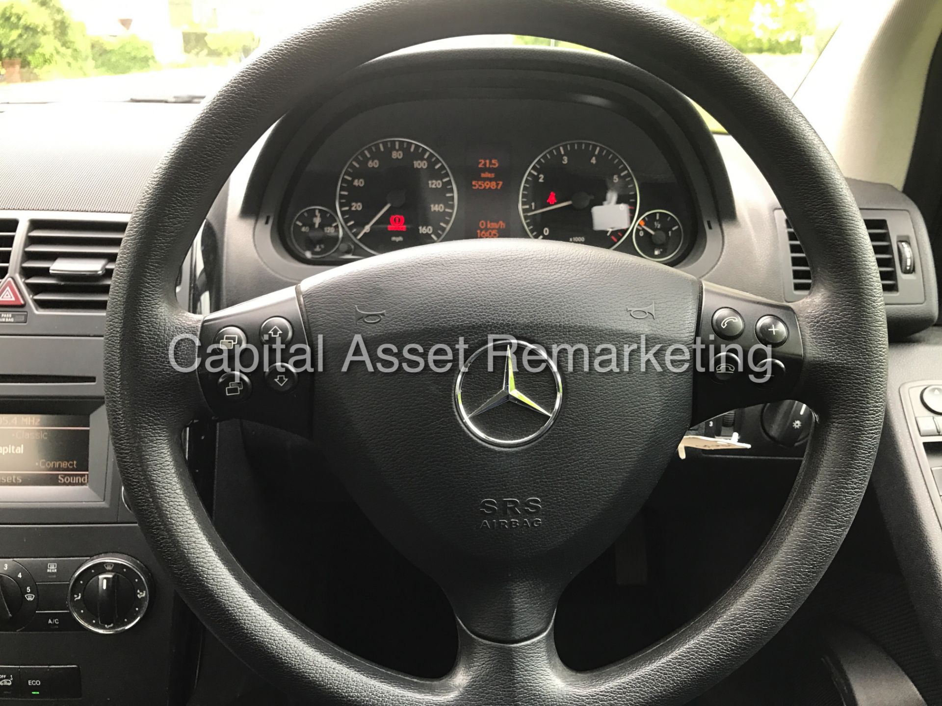 MERCEDES-BENZ A160 BLUEEFFICIENCY 'SE EDITION' (2011 MODEL) **LOW MILES** (55 MPG +) - Image 24 of 27