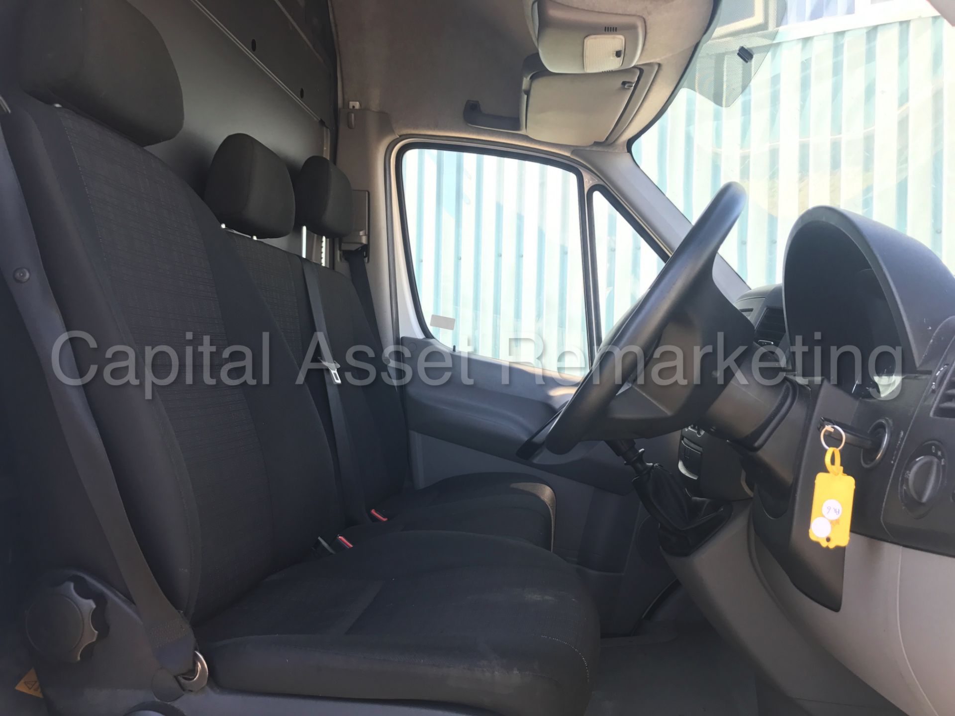 (On Sale) MERCEDES-BENZ SPRINTER 313 CDI 'LWB HI-ROOF' (2015 MODEL) '130 BHP' (1 OWNER) - Image 13 of 20