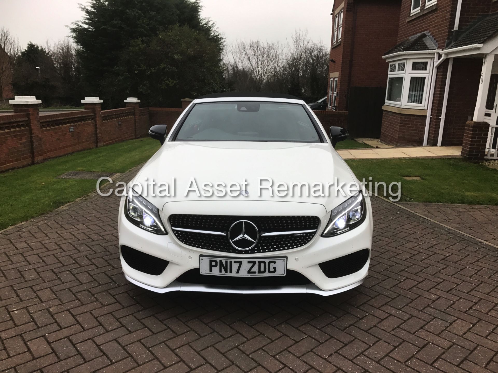 (On Sale)MERCEDES-BENZ C43 'AMG-4 MATIC' CABRIOLET (2017) '9G TRONIC - 367 BHP' *TOP SPEC* (1 OWNER) - Image 4 of 32