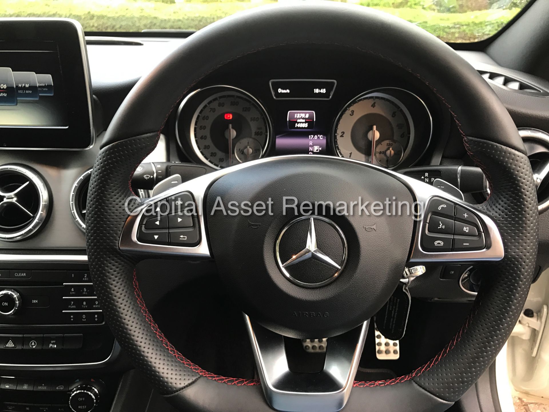 MERCEDES-BENZ CLA 220d 'AMG - NIGHT EDITION' (2015) '7-G AUTO - LEATHER - SAT NAV' *HUGE SPEC* - Image 17 of 24