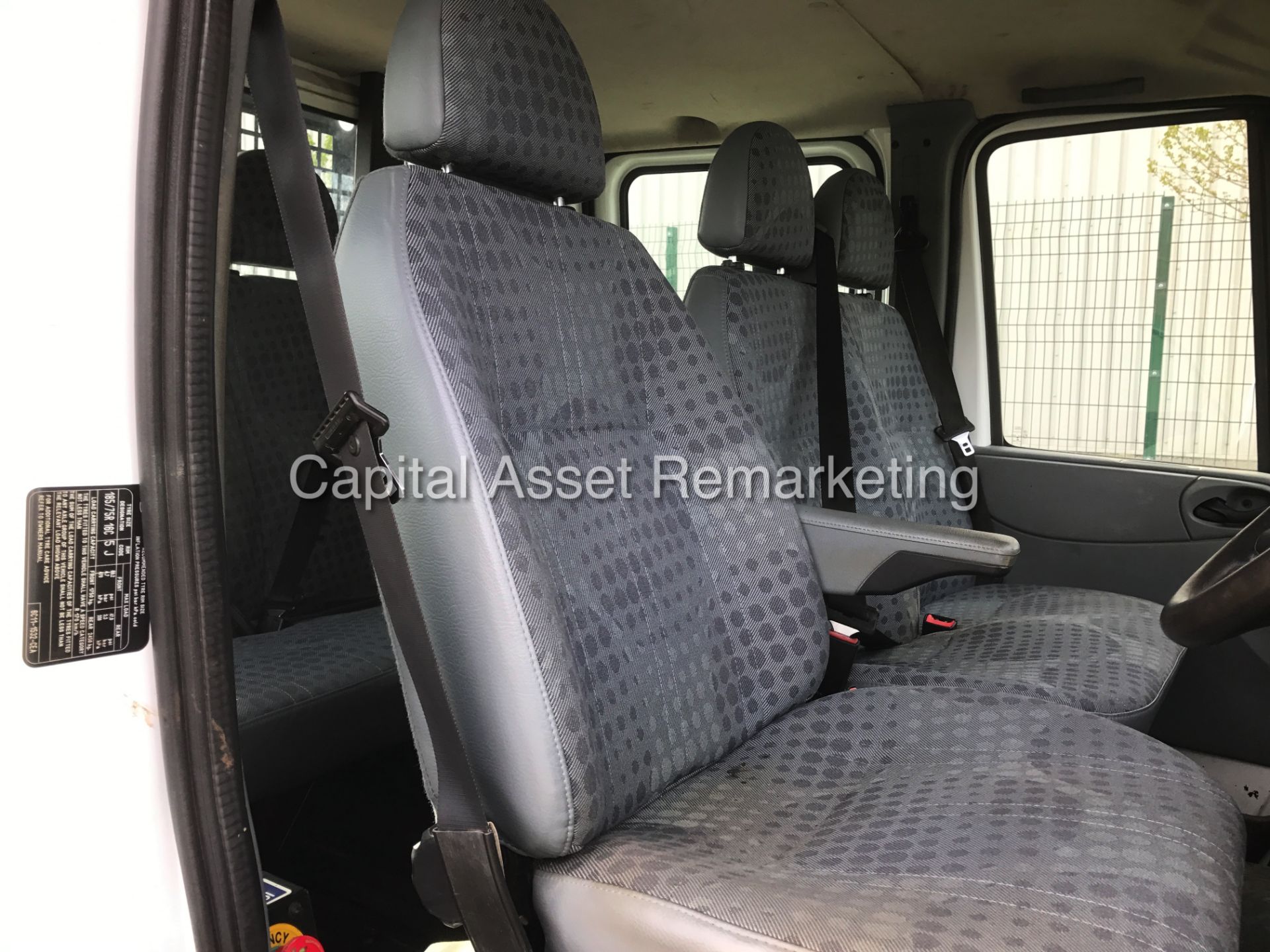 (ON SALE) FORD TRANSIT 125 T350 'D/CAB TIPPER' (2014 MODEL) **LOW MILES** (1 COMPANY OWNER FROM NEW) - Image 10 of 17