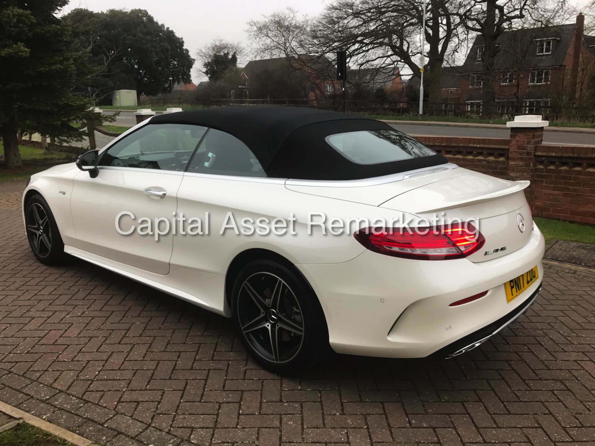 (On Sale)MERCEDES-BENZ C43 'AMG-4 MATIC' CABRIOLET (2017) '9G TRONIC - 367 BHP' *TOP SPEC* (1 OWNER) - Image 10 of 32