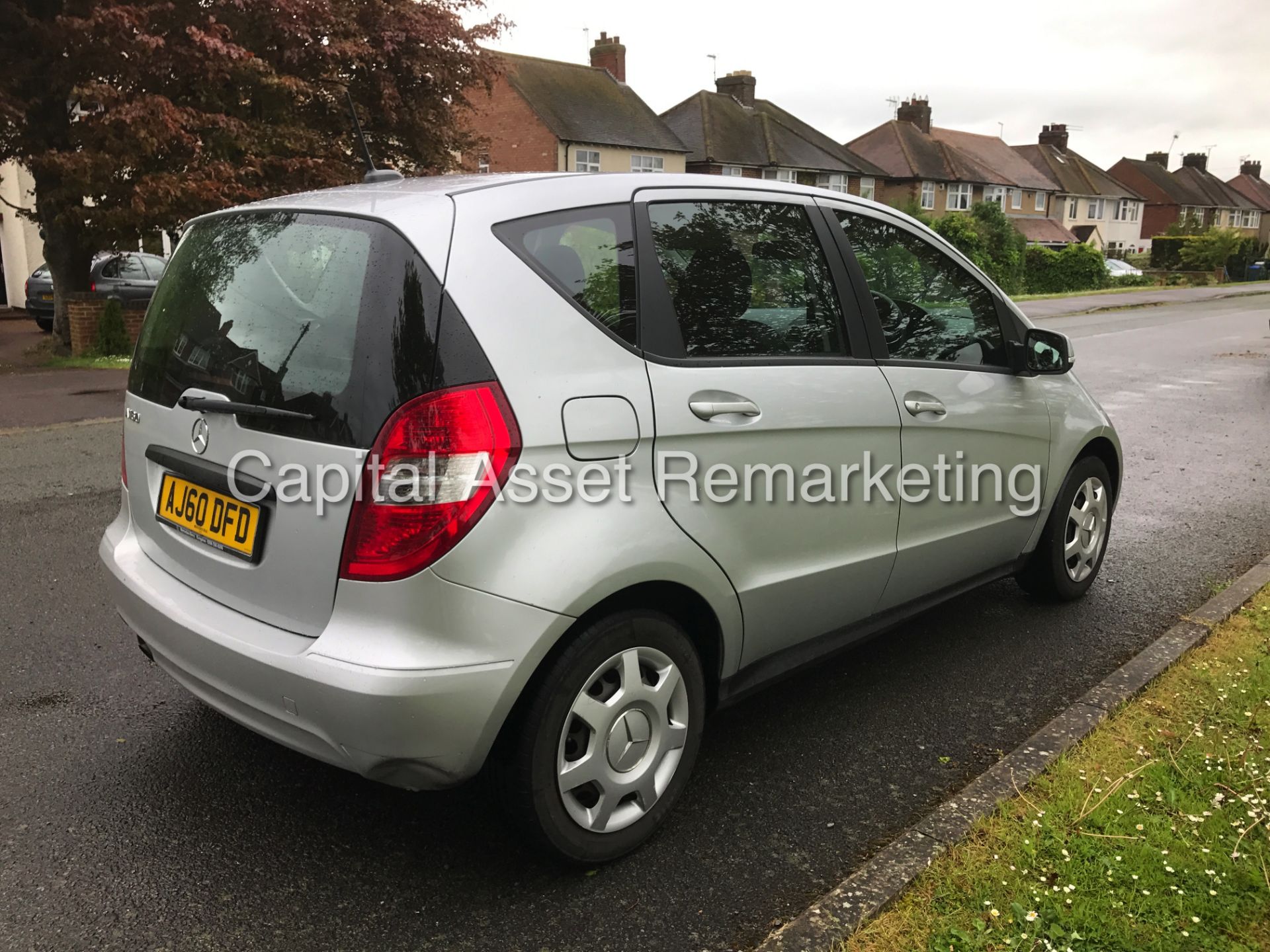 MERCEDES-BENZ A160 BLUEEFFICIENCY 'SE EDITION' (2011 MODEL) **LOW MILES** (55 MPG +) - Image 13 of 27