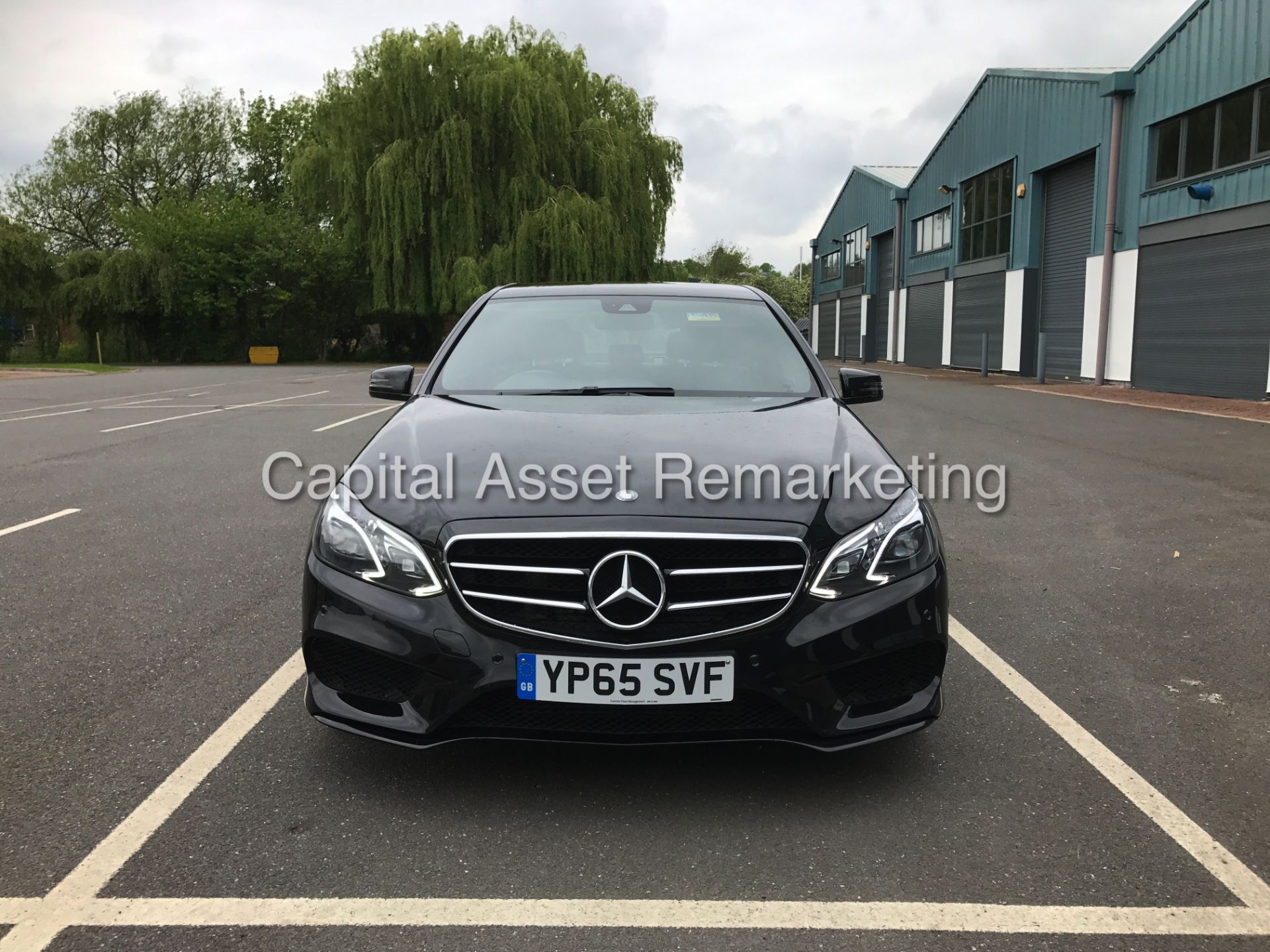 (On sale) MERCEDES-BENZ E220d 'AMG - NIGHT EDITION' (2016 MODEL) '7-G TRONIC - - SAT NAV' (1 OWNER) - Image 2 of 25