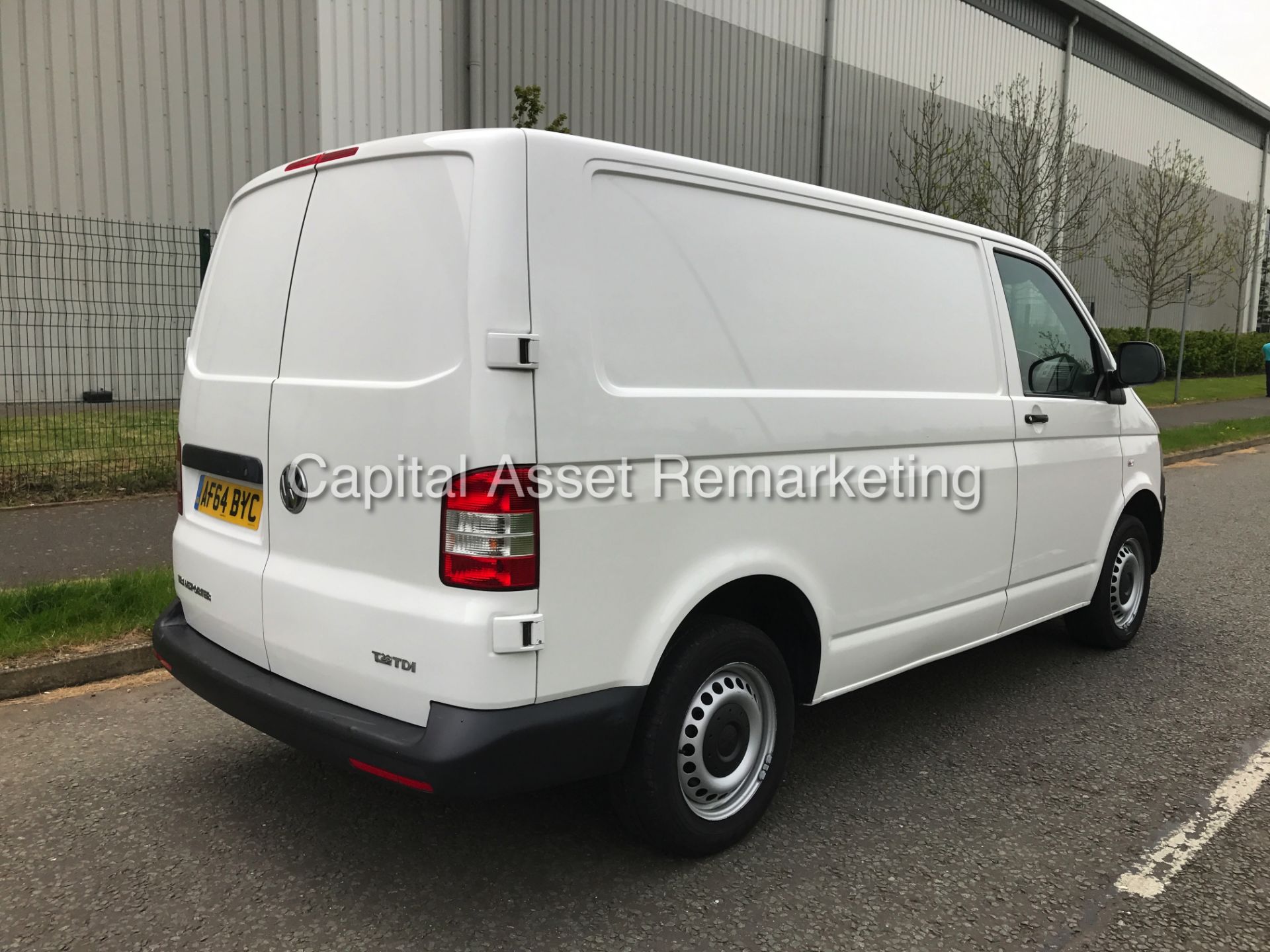 VOLKSWAGEN TRANSPORTER 2.0TDI "102"BHP - (2015) MODEL - 1 OWNER - ELEC PACK - GREAT SPEC - LOOK!!! - Image 5 of 21