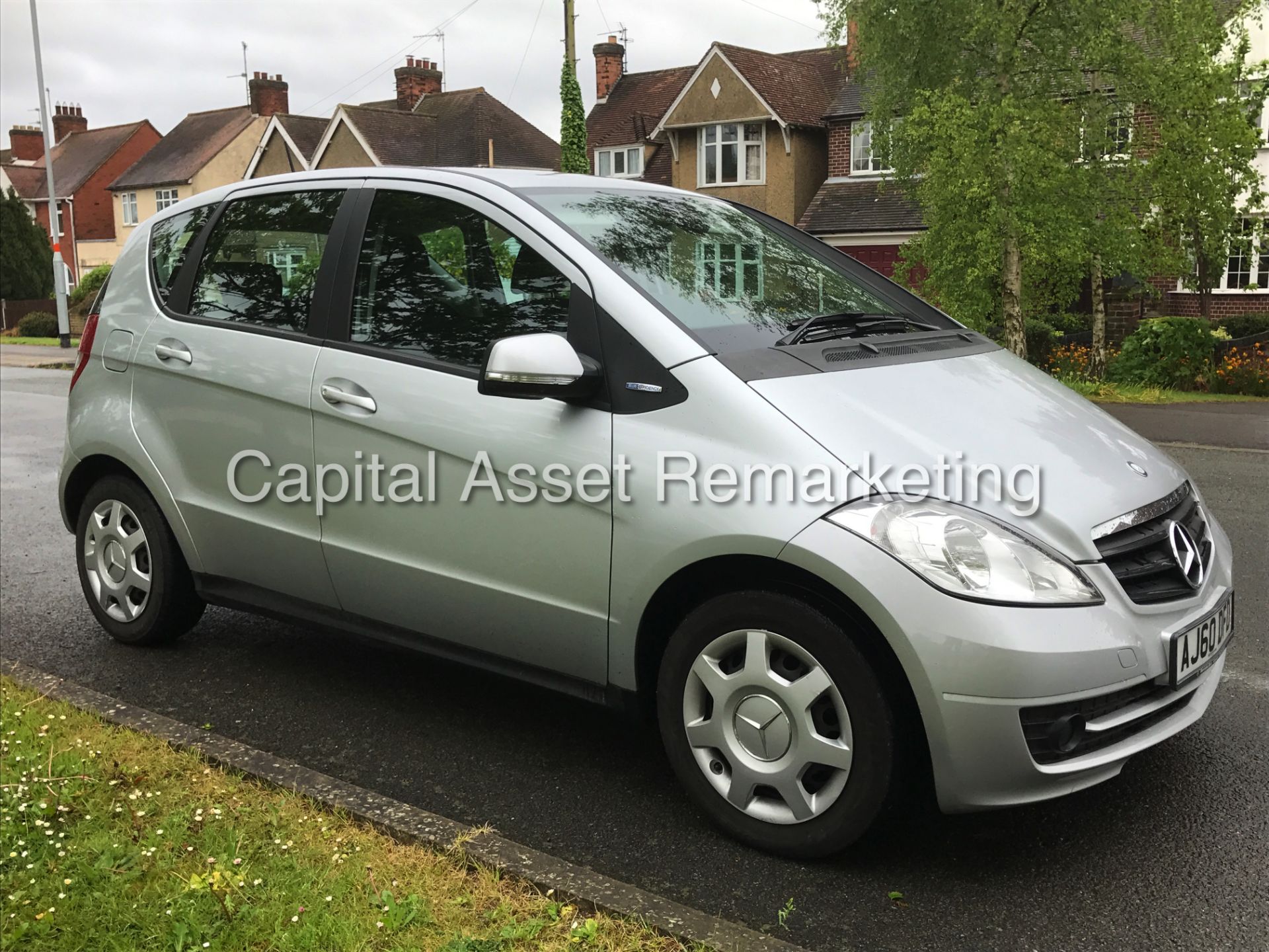 MERCEDES-BENZ A160 BLUEEFFICIENCY 'SE EDITION' (2011 MODEL) **LOW MILES** (55 MPG +)