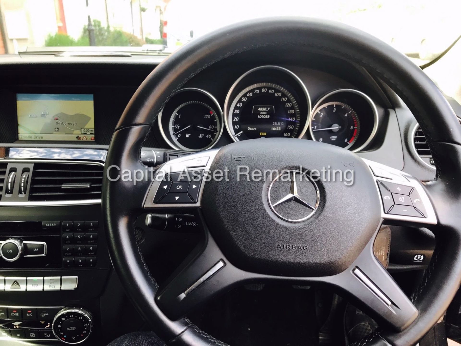 On Sale MERCEDES C220CDI "EXECUTIVE EDITION" ESTATE (2014 MODEL) 1 OWNER FSH - SAT NAV - LEATHER - - Image 12 of 16