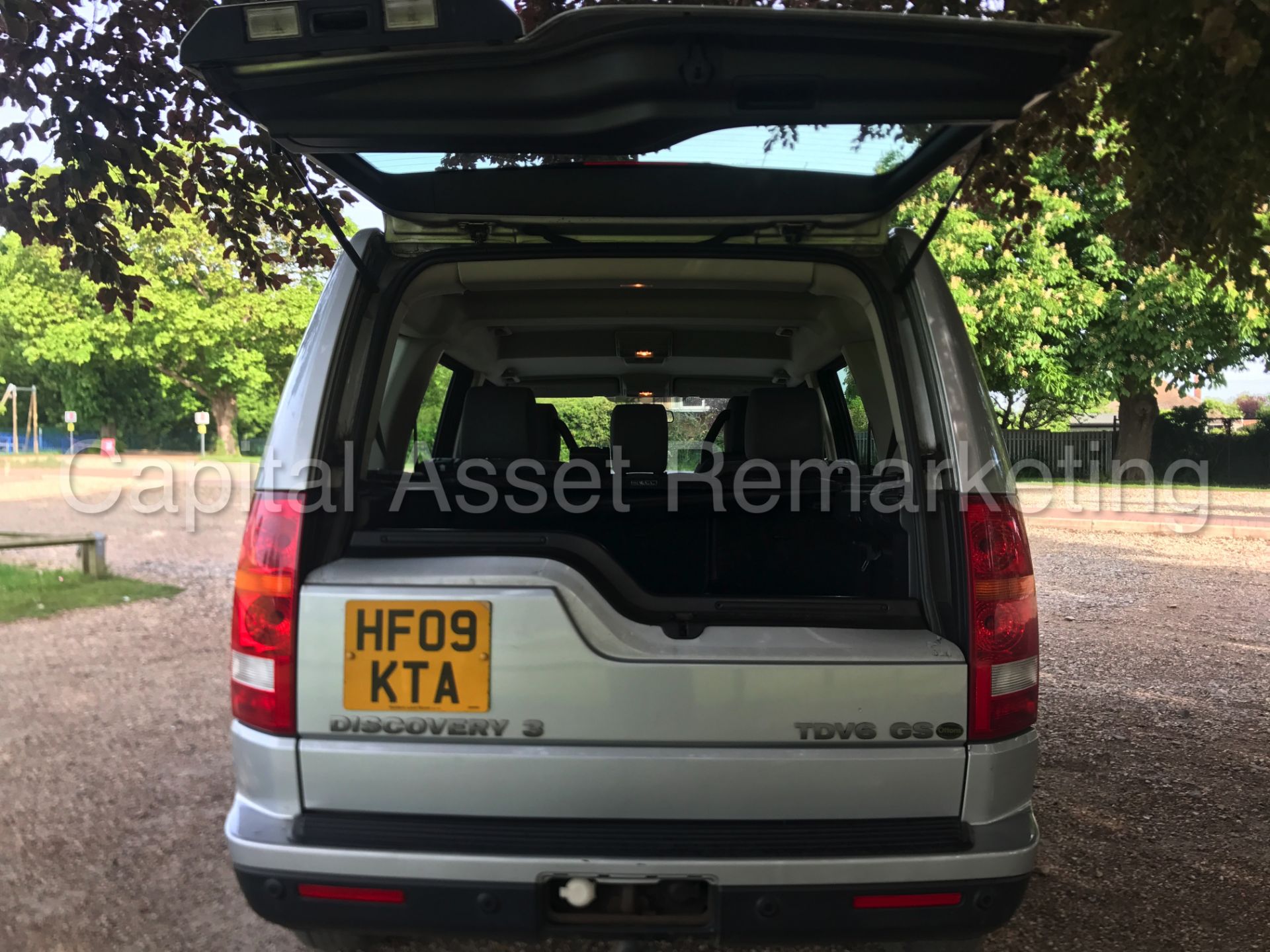 (On Sale) LAND ROVER DISCOVERY 3 (2009) 2.7 TDV6 - AUTO - 7 SEATER - AIR SUSPENSION (NO VAT) - Image 17 of 29