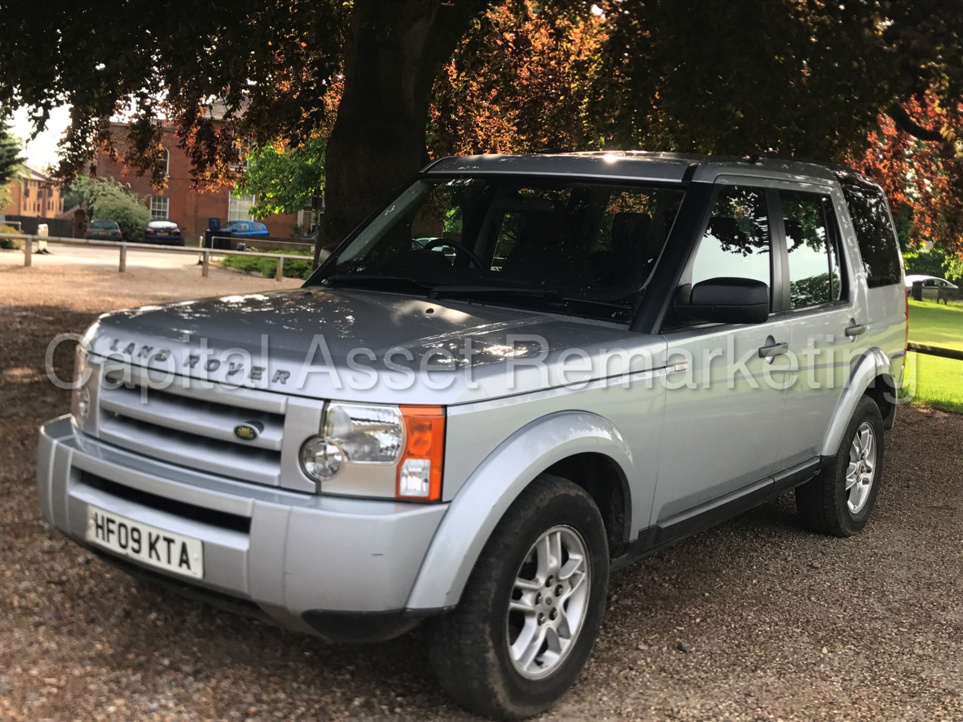 (On Sale) LAND ROVER DISCOVERY 3 (2009) 2.7 TDV6 - AUTO - 7 SEATER - AIR SUSPENSION (NO VAT) - Image 2 of 29