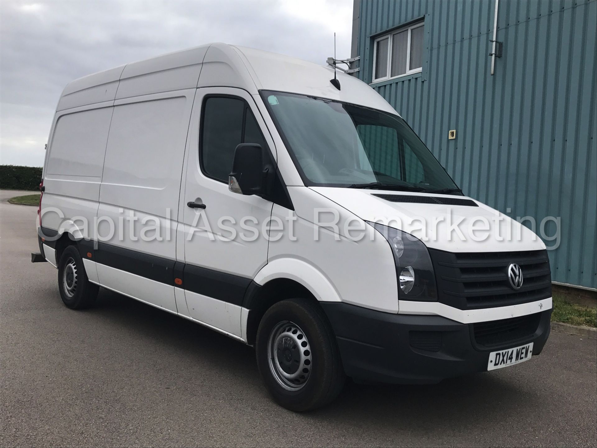VOLKSWAGEN CRAFTER CR35 'MWB HI-ROOF' (2014) '2.0 TDI - 109 PS - 6 SPEED' *1 COMPANY OWNER FROM NEW*