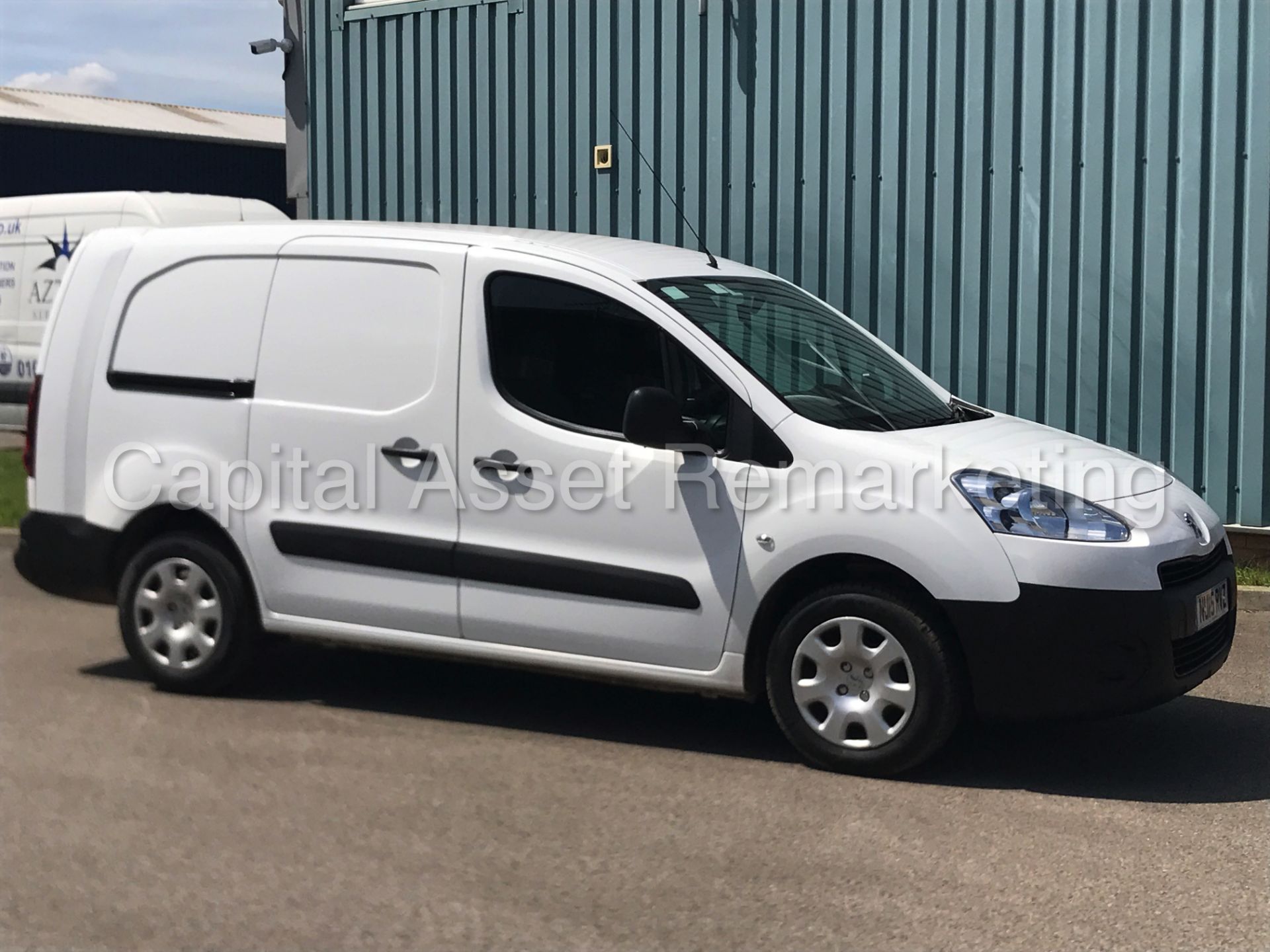 PEUGEOT PARTNER LWB '5 SEATER CREW VAN' (2015 - 15 REG) '1.6 HDI - 5 SPEED' (1 OWNER - FULL HISTORY) - Image 2 of 30