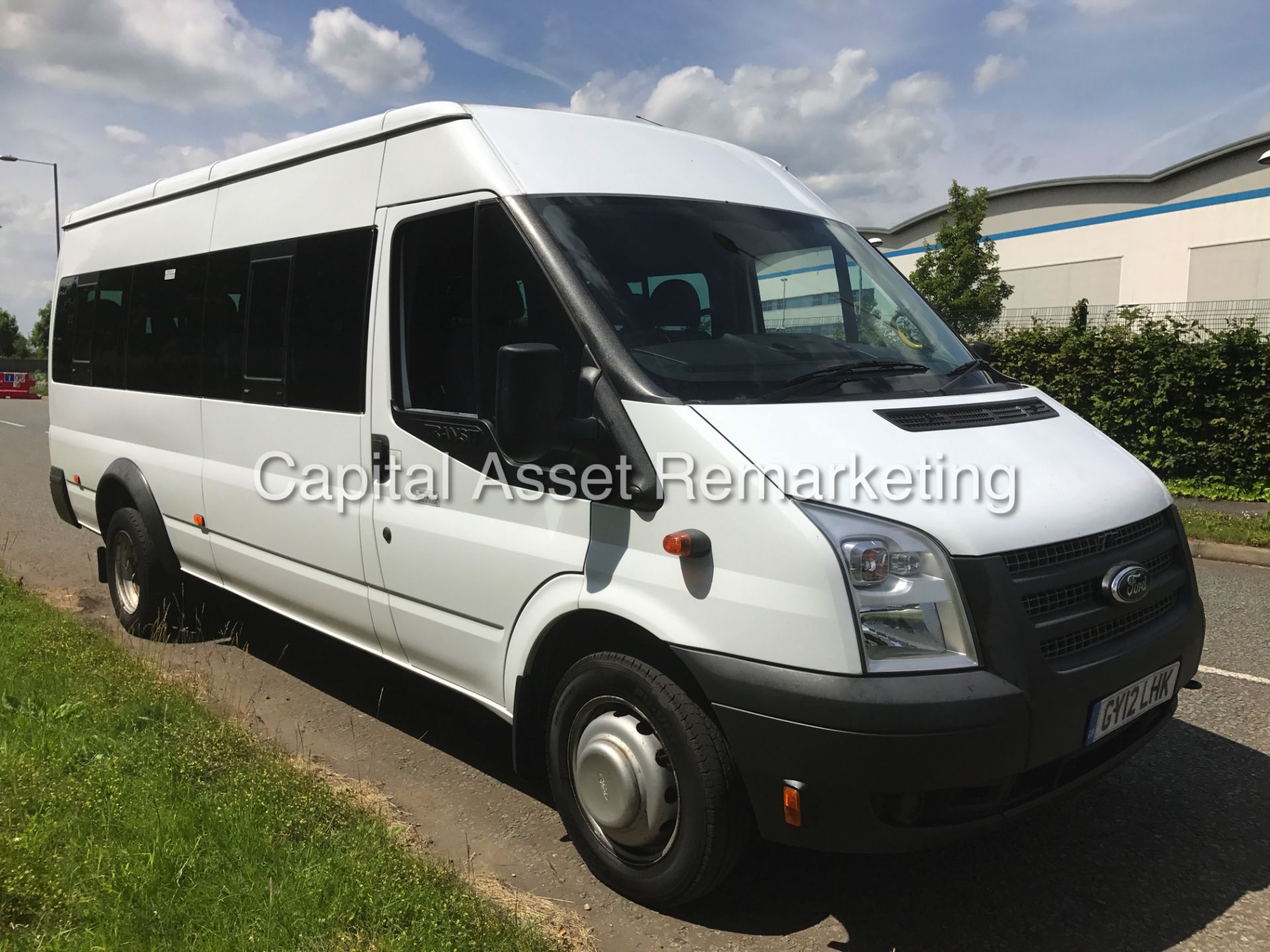 FORD TRANSIT T430 2.2TDCI - 17 SEATER MINIBUS / COACH - 12 REG - LOW MILES - 1 OWNER - ELEC PACK!!!! - Image 3 of 20