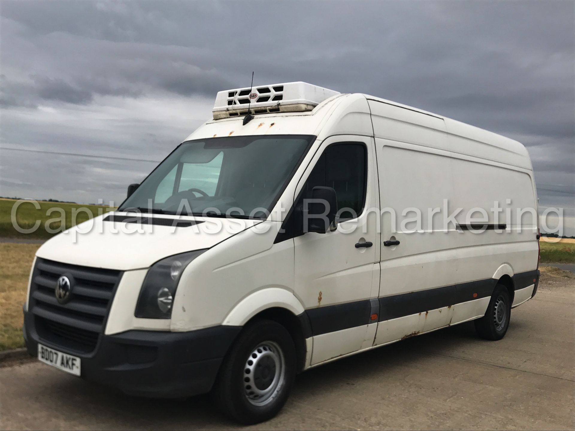 VOLKSWAGEN CRAFTER CR35 109 'LWB HI-ROOF' (2007) 'FRIDGE / FREEZER VAN' *OVER-NIGHT STANDBY* NO VAT - Image 5 of 22