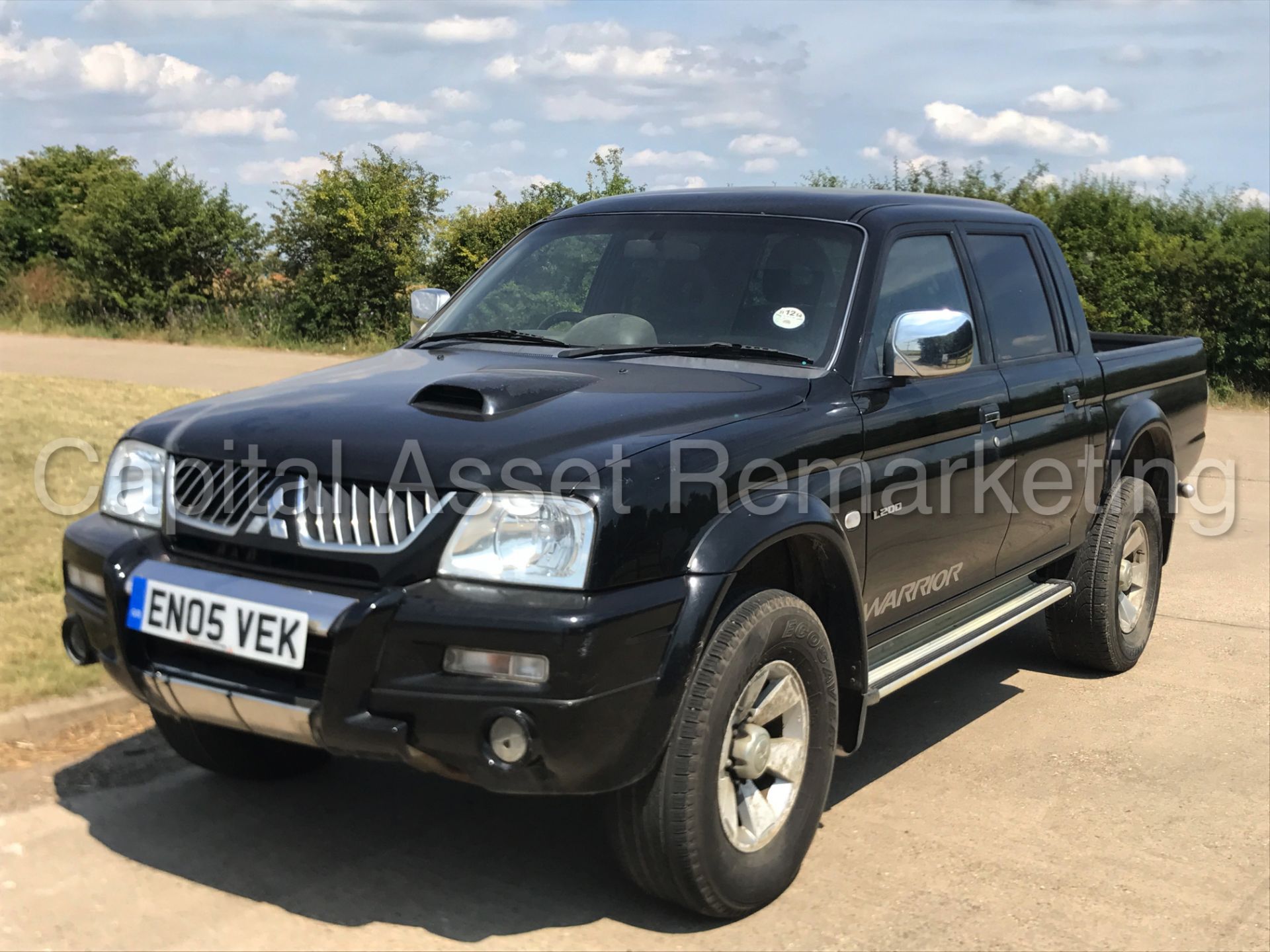 MITSUBISHI L200 'WARRIOR' DOUBLE CAB PICK-UP (2005) '2.5 DIESEL - 5 SPEED - AIR CON' (NO VAT) - Image 10 of 25