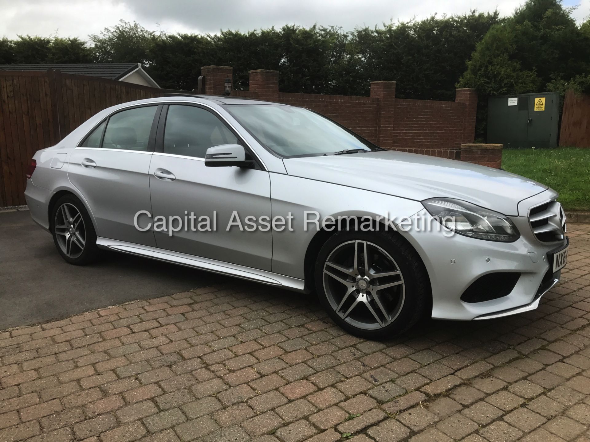 MERCEDES E220CDI "AMG SPORT EDITION" 7G AUTO (2015 MODEL) PAN ROOF - SAT NAV - LEATHER- FULLY LOADED