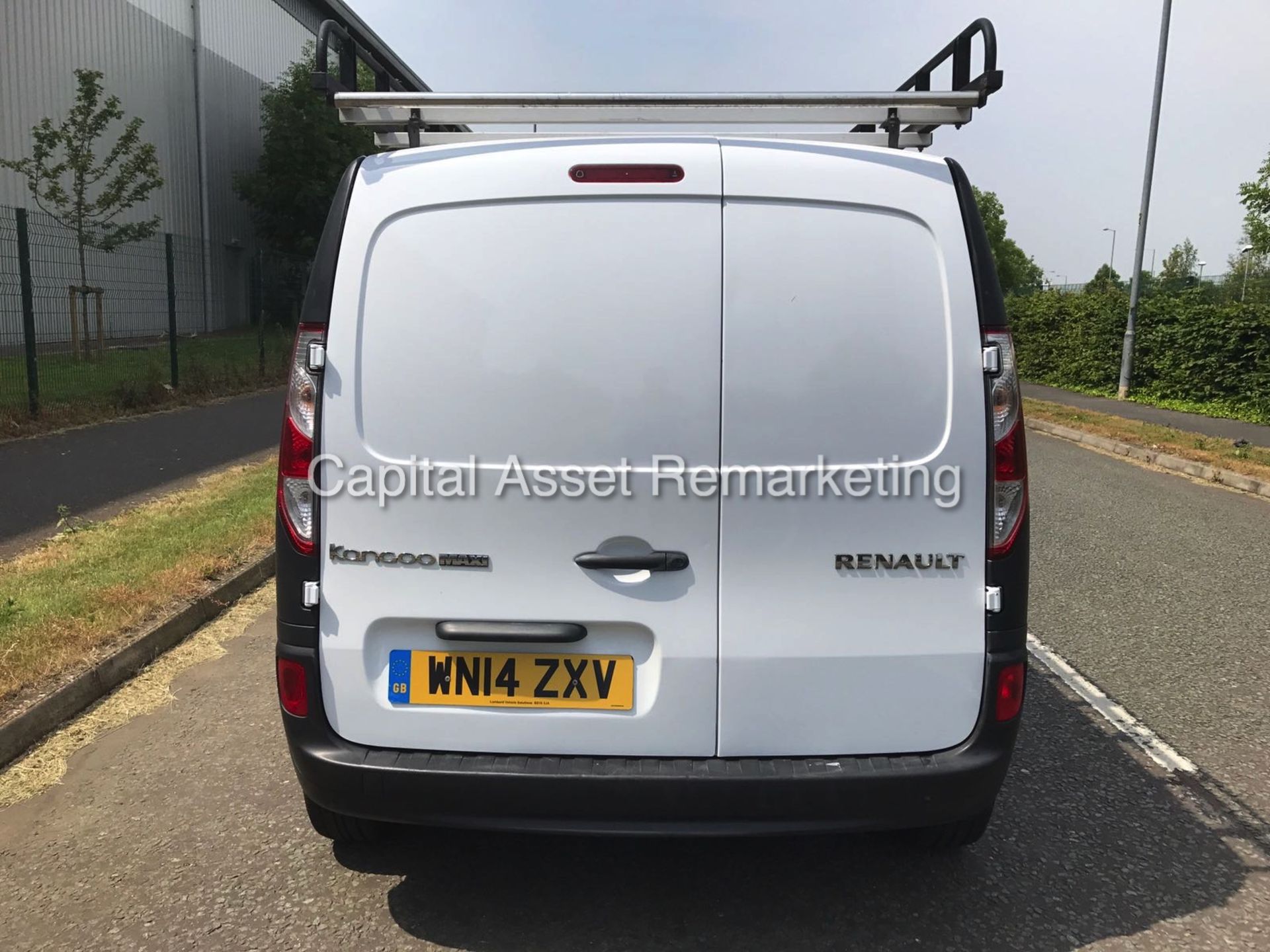 RENAULT KANGOO 1.5DCI "90BHP" MAXI LWB (14 REG) 1 OWNER - ELEC PACK - CRUISE - TWIN DOORS - Image 6 of 17