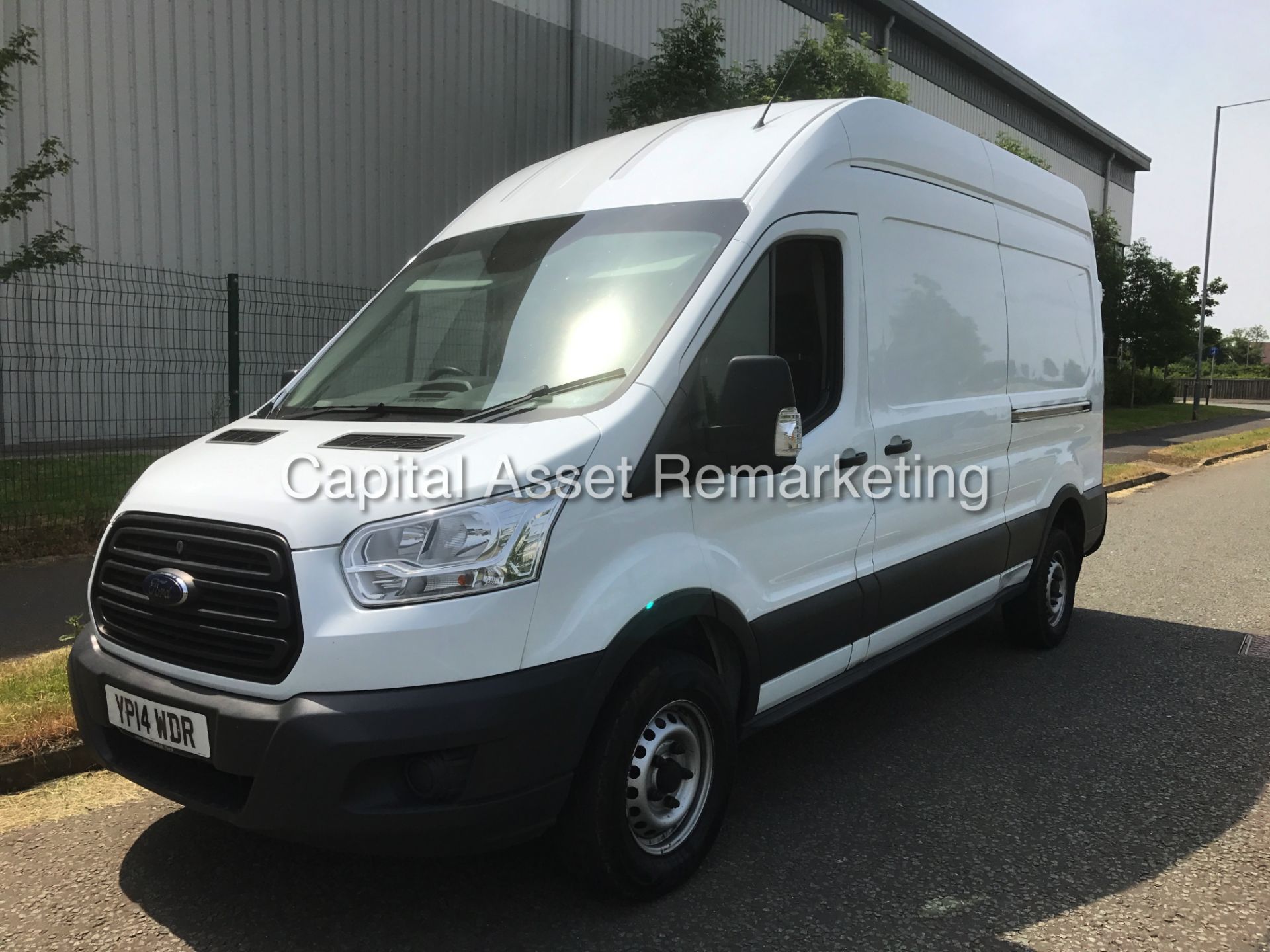 FORD TRANSIT T350L 2.2TDCI - LONG WHEEL BASE - 14 REG - ONLY 63K MILES - 1 OWNER - NEW SHAPE - LOOK! - Image 4 of 17