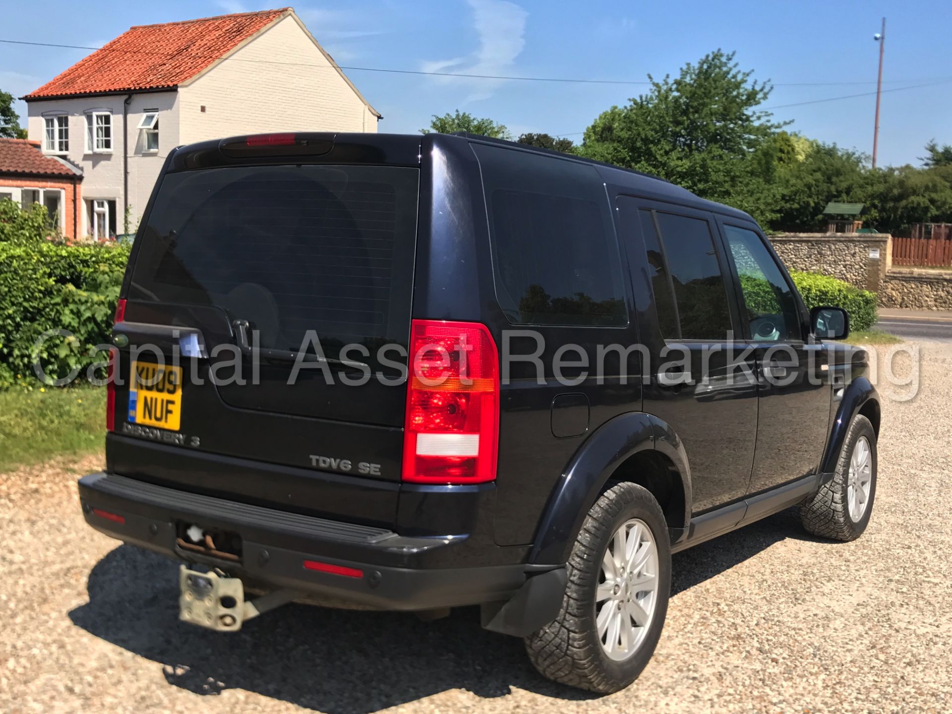 LAND ROVER DISCOVERY 3 'SE' (2009) '2.7 TDV6 - AUTO - LEATHER - SAT NAV - 7 SEATER' (NO VAT) - Image 6 of 31