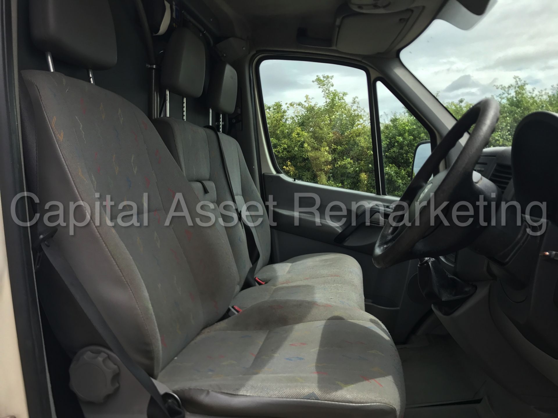 VOLKSWAGEN CRAFTER CR35 109 'LWB HI-ROOF' (2007) 'FRIDGE / FREEZER VAN' *OVER-NIGHT STANDBY* NO VAT - Image 15 of 22