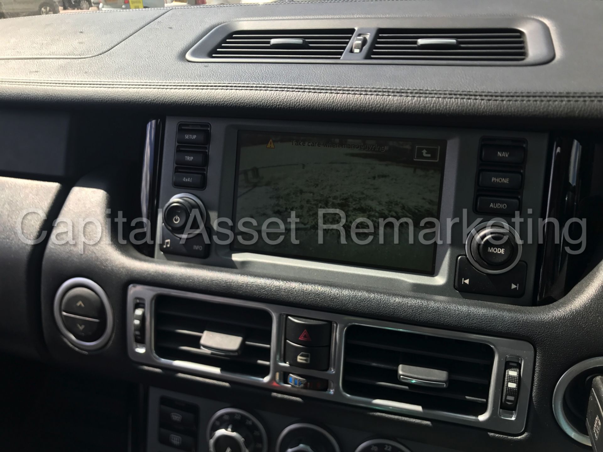 RANGE ROVER VOGUE SE 'TDV8' (2008) '3.6 TDV8 - AUTO - LEATHER - SAT NAV - DVD' *HUGE SPEC* (NO VAT) - Image 26 of 41