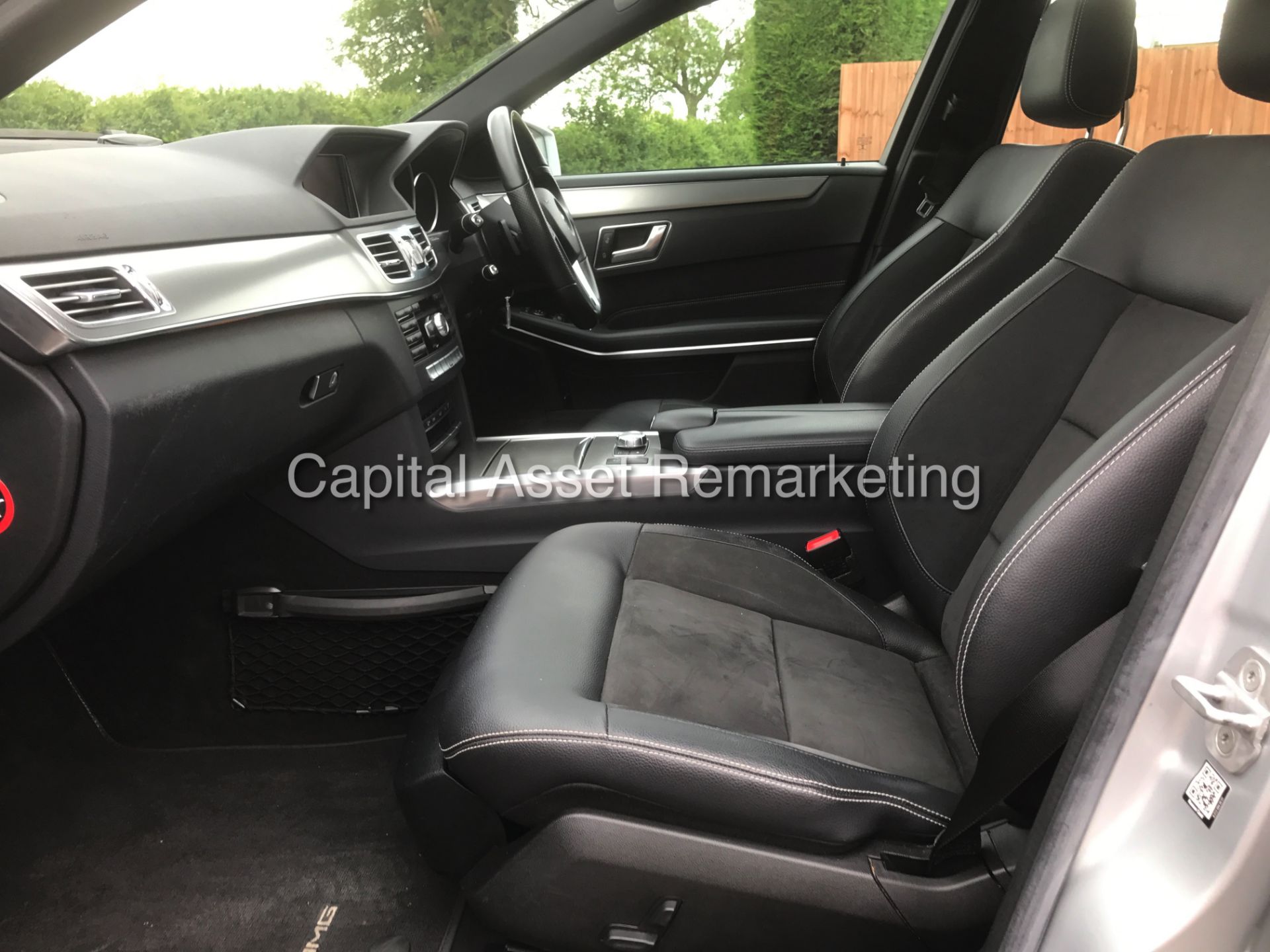 MERCEDES E220CDI "AMG SPORT EDITION" 7G AUTO (2015 MODEL) PAN ROOF - SAT NAV - LEATHER- FULLY LOADED - Image 16 of 28