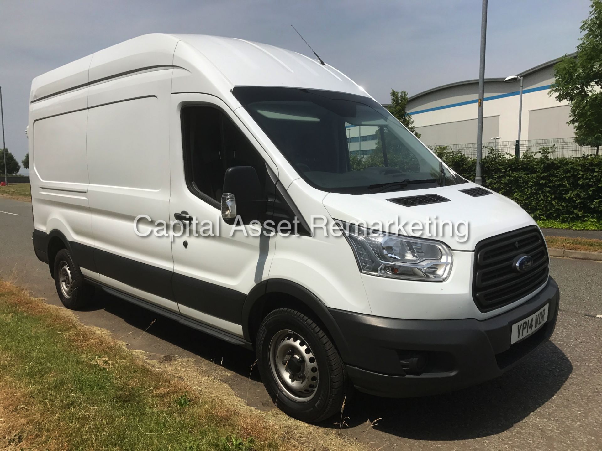 FORD TRANSIT T350L 2.2TDCI - LONG WHEEL BASE - 14 REG - ONLY 63K MILES - 1 OWNER - NEW SHAPE - LOOK! - Image 2 of 17