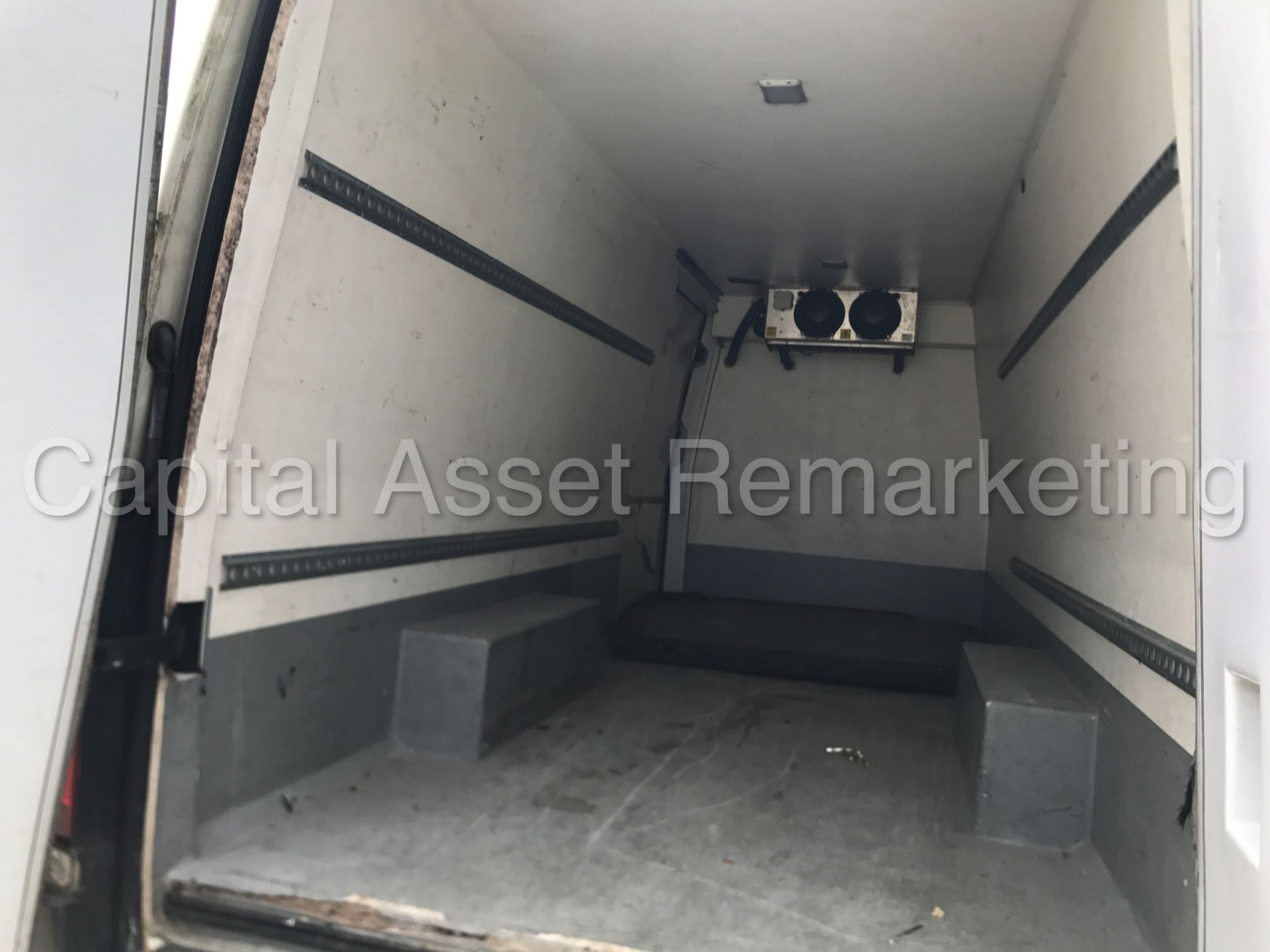 VOLKSWAGEN CRAFTER CR35 109 'LWB HI-ROOF' (2007) 'FRIDGE / FREEZER VAN' *OVER-NIGHT STANDBY* NO VAT - Image 14 of 22