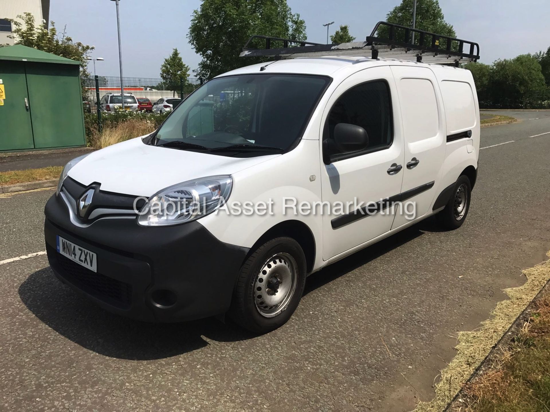 RENAULT KANGOO 1.5DCI "90BHP" MAXI LWB (14 REG) 1 OWNER - ELEC PACK - CRUISE - TWIN DOORS - Image 2 of 17